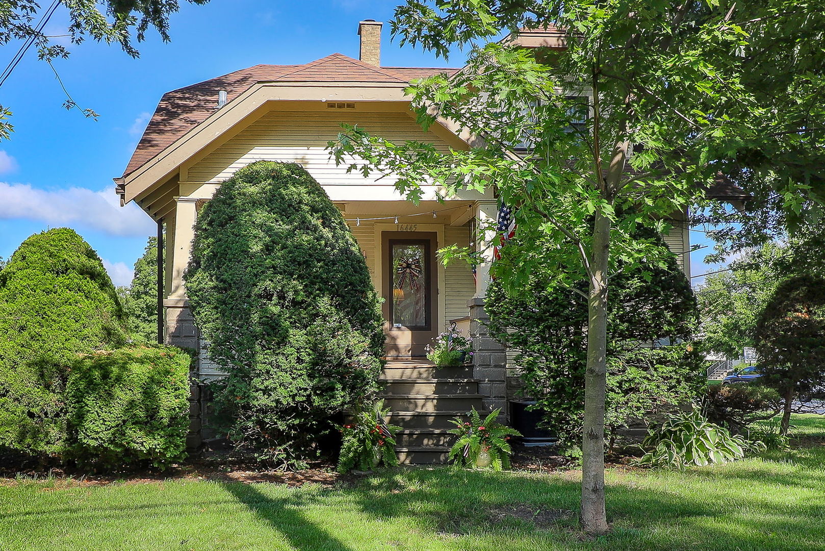 16445 S Park Avenue, South Holland, IL 60473