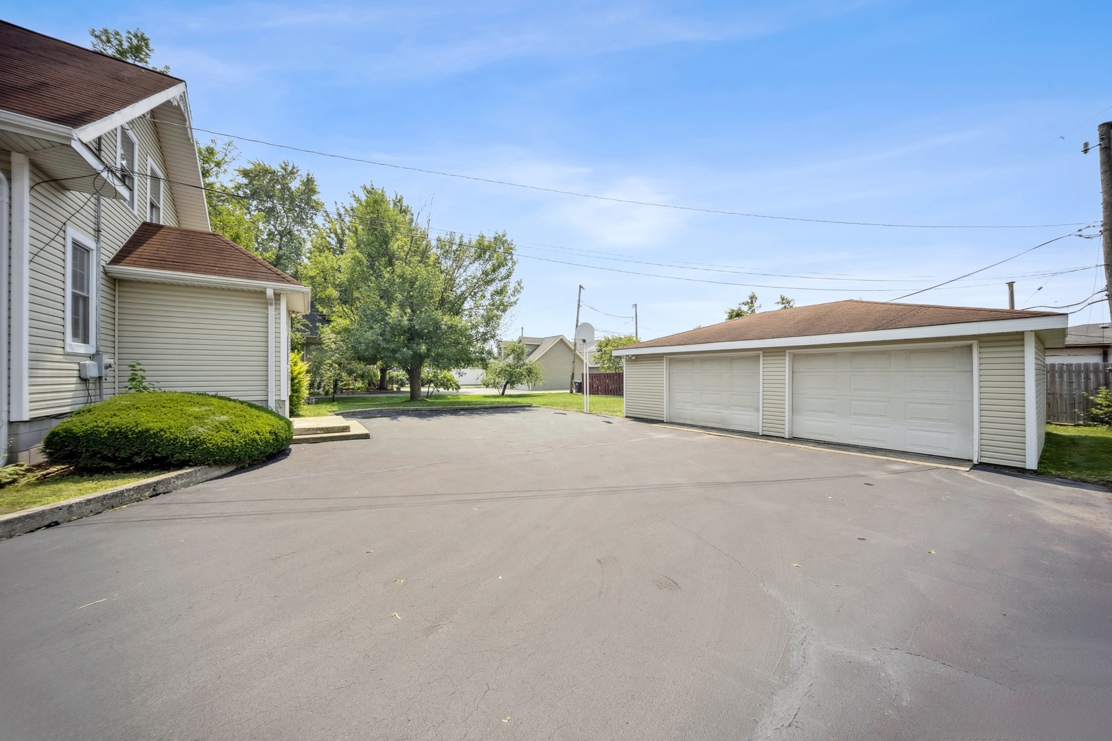 16430 S Park Avenue, South Holland, IL 60473