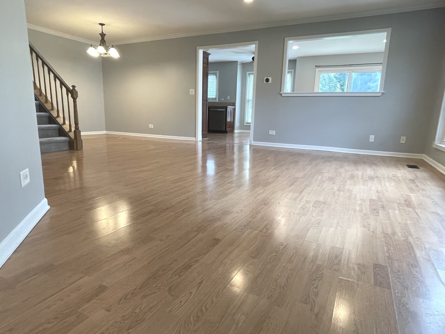 1076 Rockport Drive, Carol Stream, IL 60188