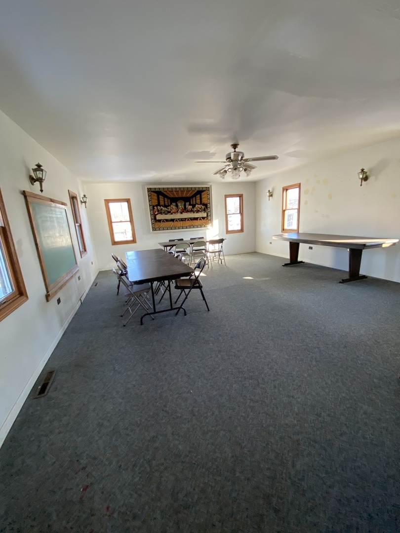 8758 Central Avenue, Oak Lawn, IL 60453