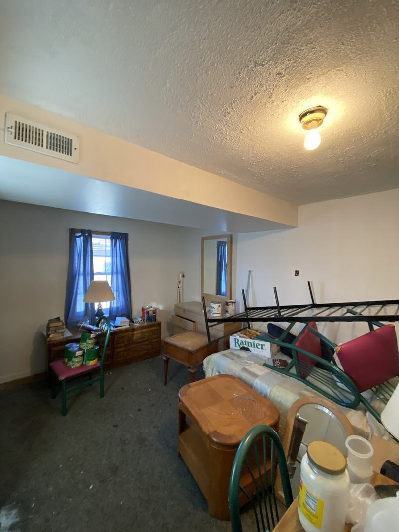 8758 Central Avenue, Oak Lawn, IL 60453