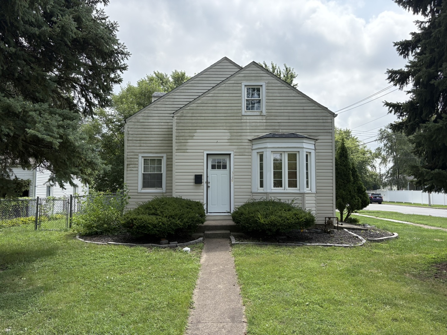 3125 W. 114th. Street, Merrionette Park, IL 60803