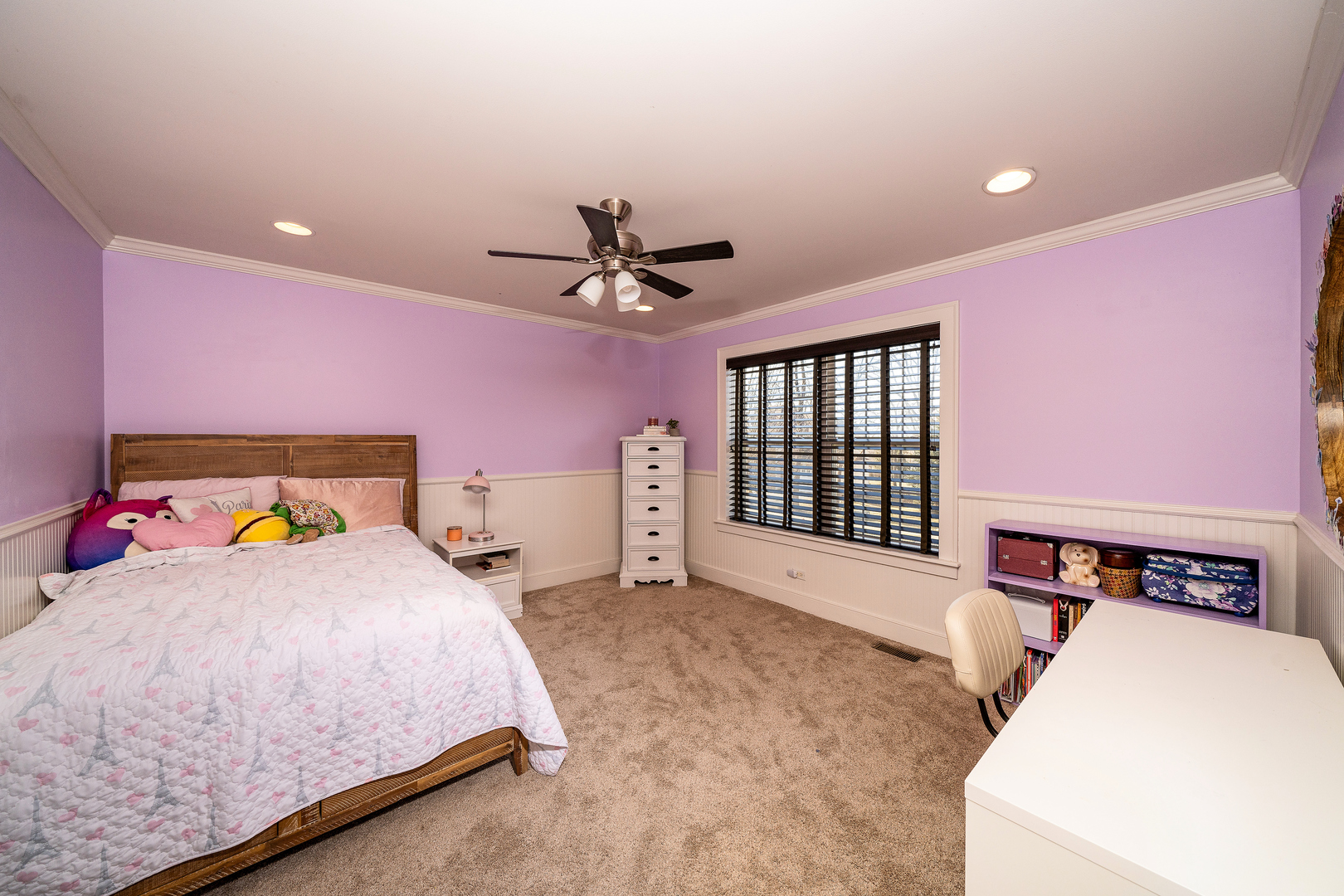 2460 Savanna Drive, Wauconda, IL 60084