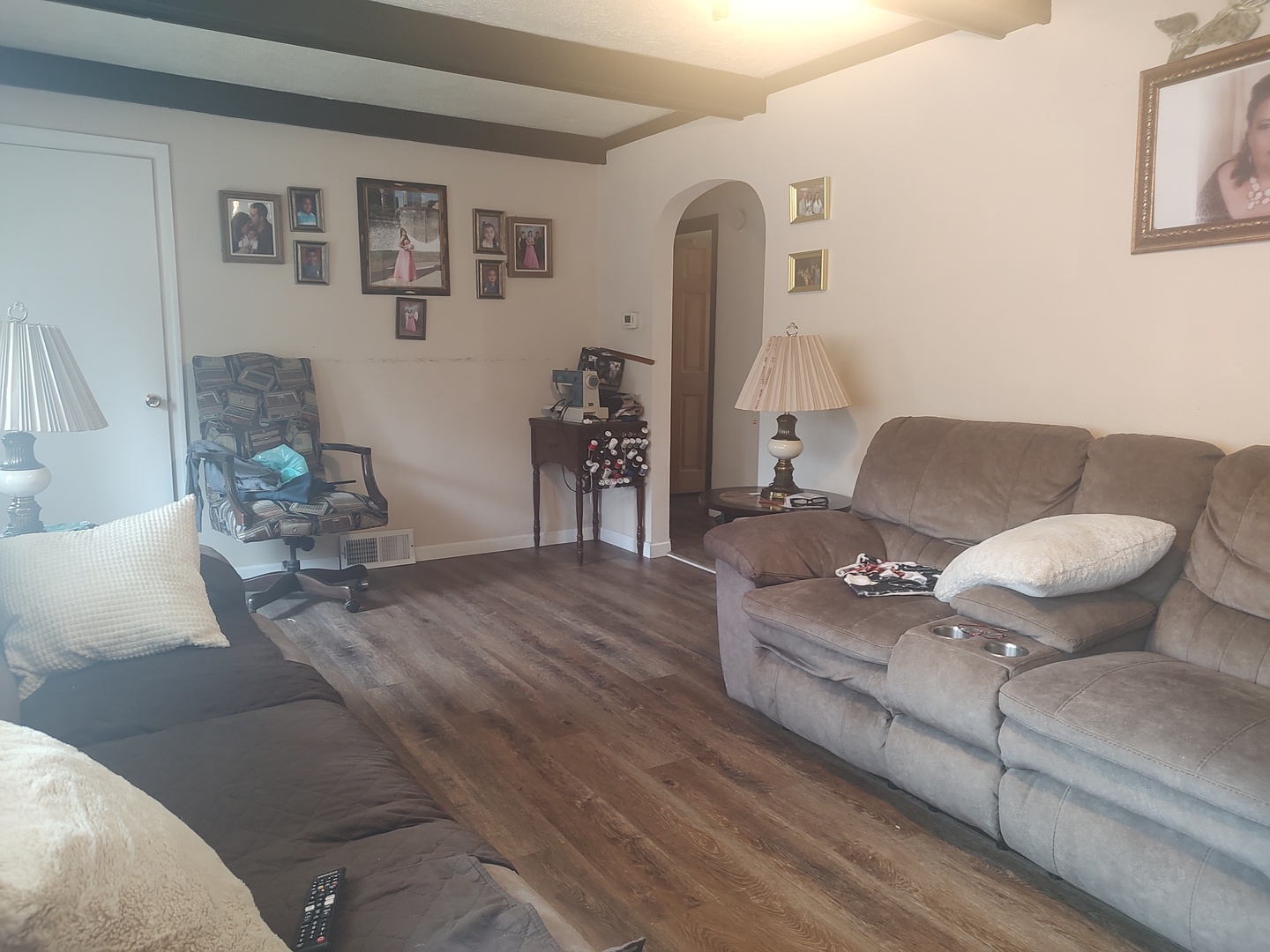 1045 Palace Street, Aurora, IL 60506