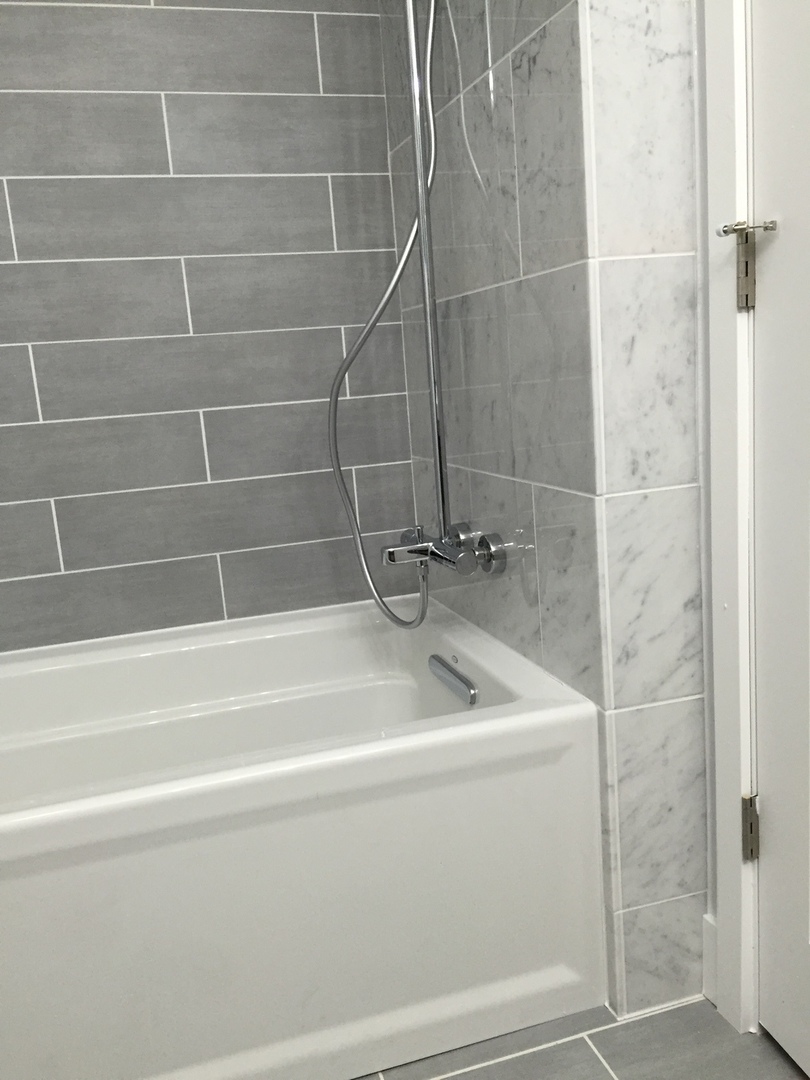 3270 N Elston Avenue #1, Chicago, IL 60618