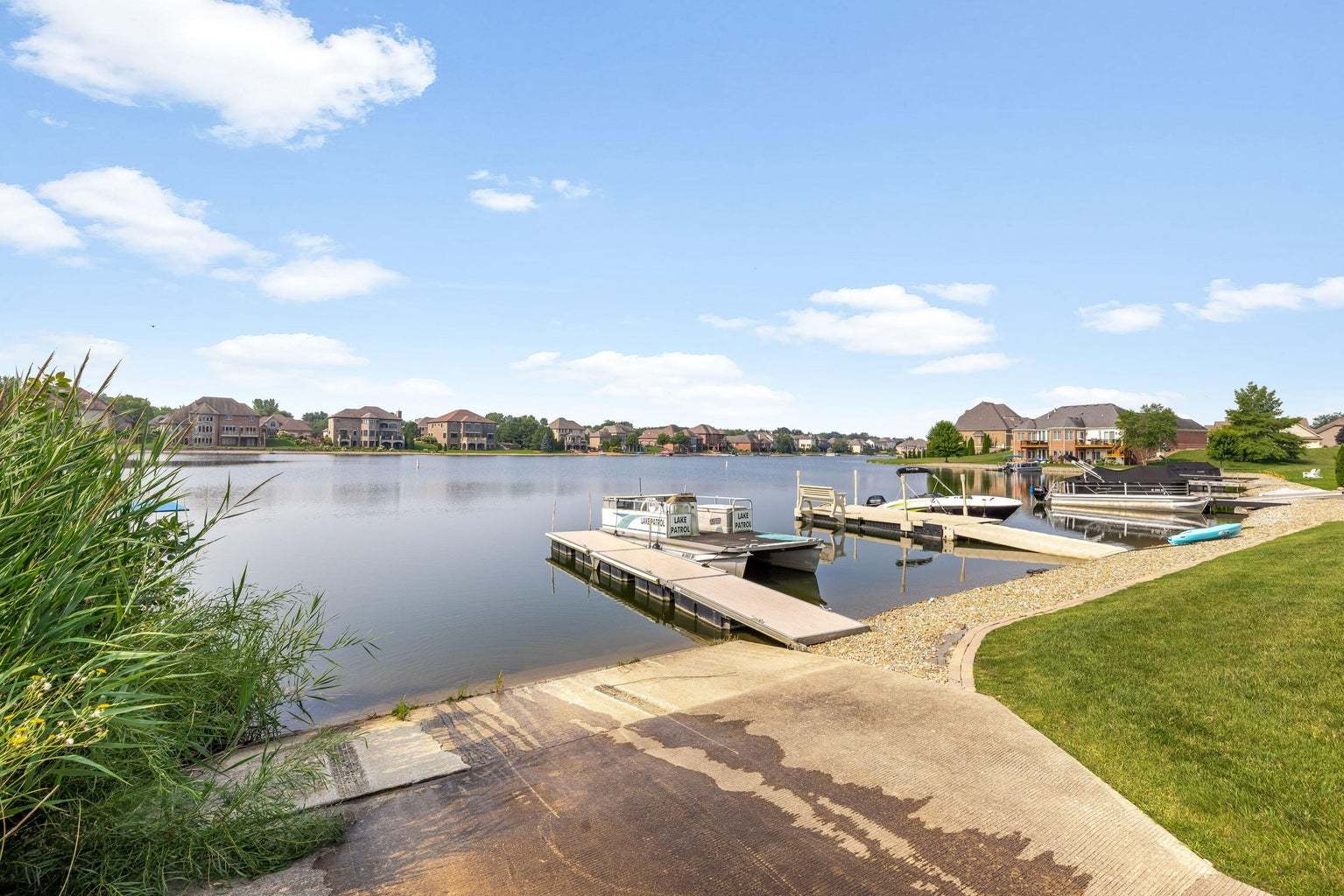 6181 Ontario Drive, Winfield, IN 46307