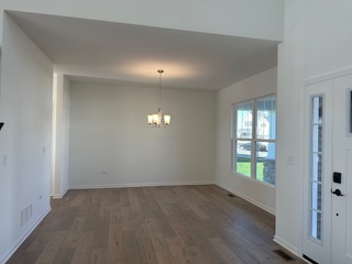 168 Piper Glen Avenue, Oswego, IL 60543