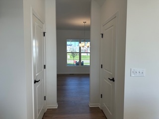 168 Piper Glen Avenue, Oswego, IL 60543