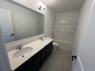 168 Piper Glen Avenue, Oswego, IL 60543