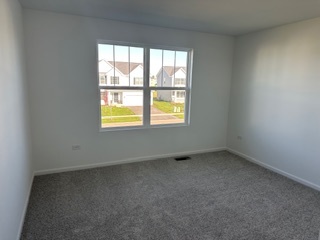 168 Piper Glen Avenue, Oswego, IL 60543