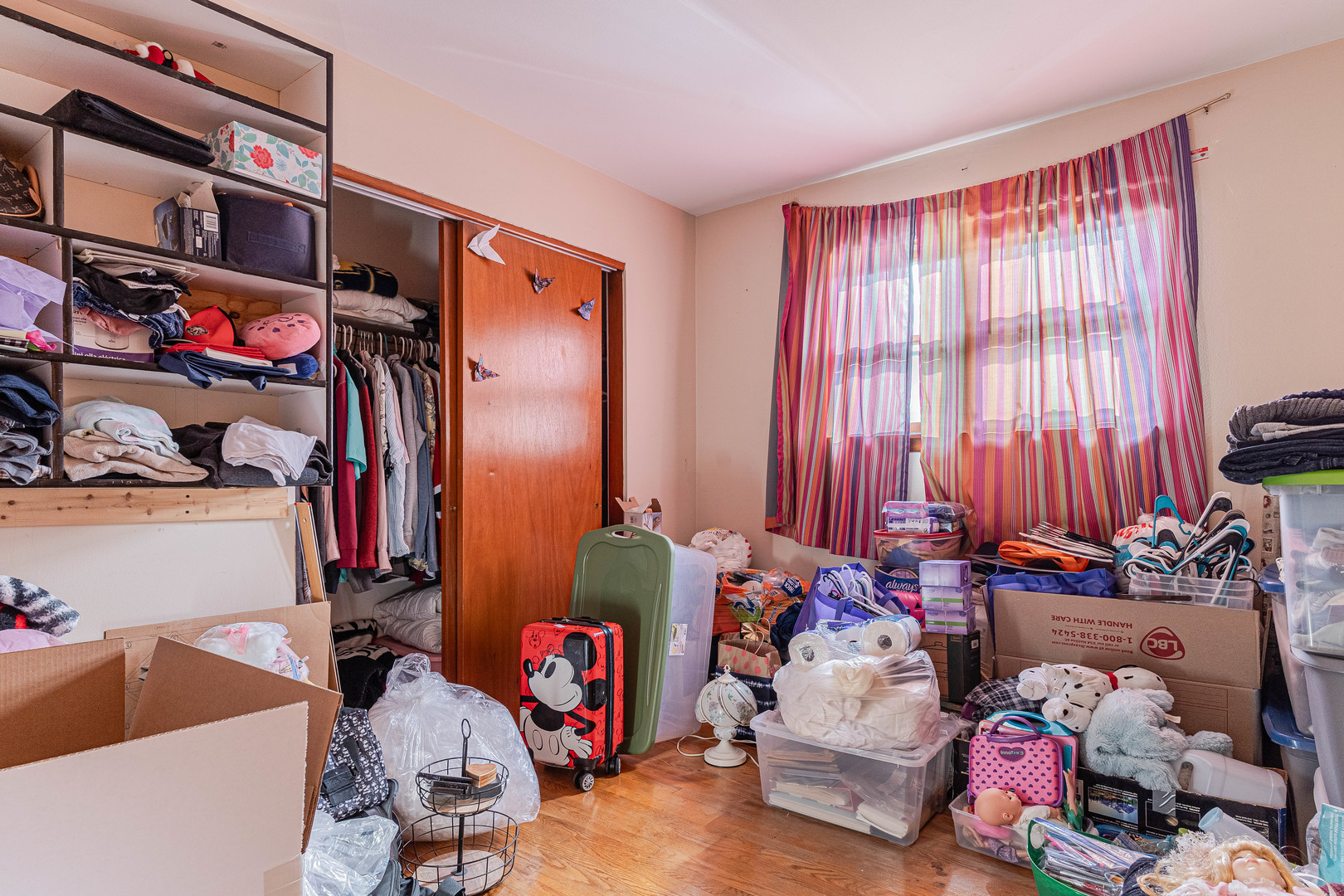 1048 Belle Plaine Avenue, Gurnee, IL 60031