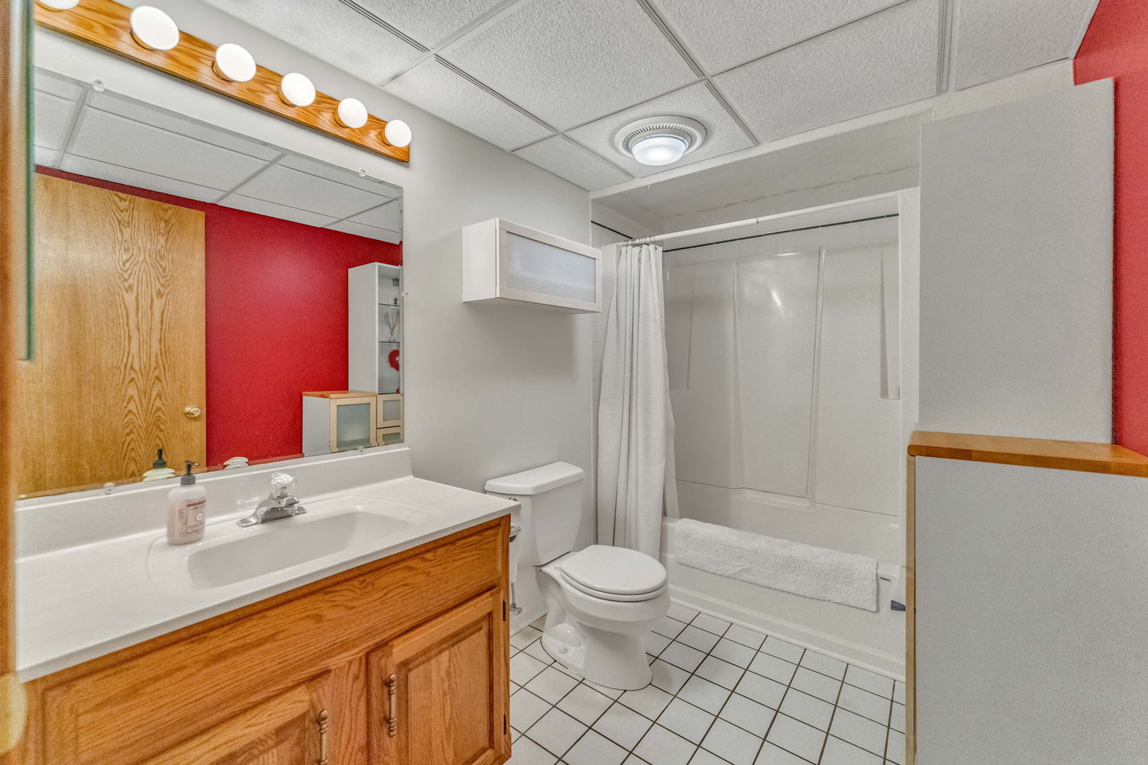 13315 Strawberry Lane, Orland Park, IL 60462