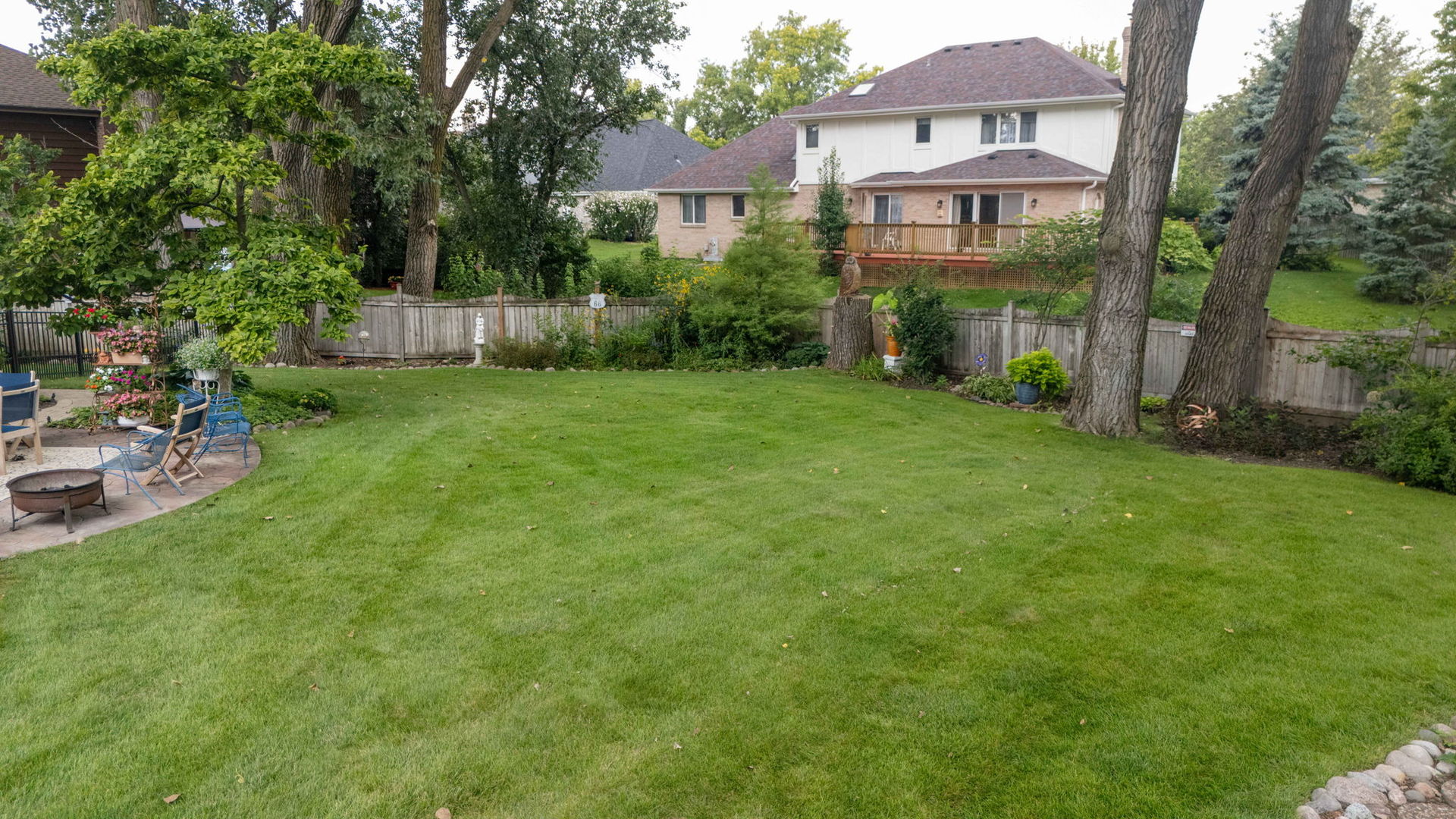 13315 Strawberry Lane, Orland Park, IL 60462