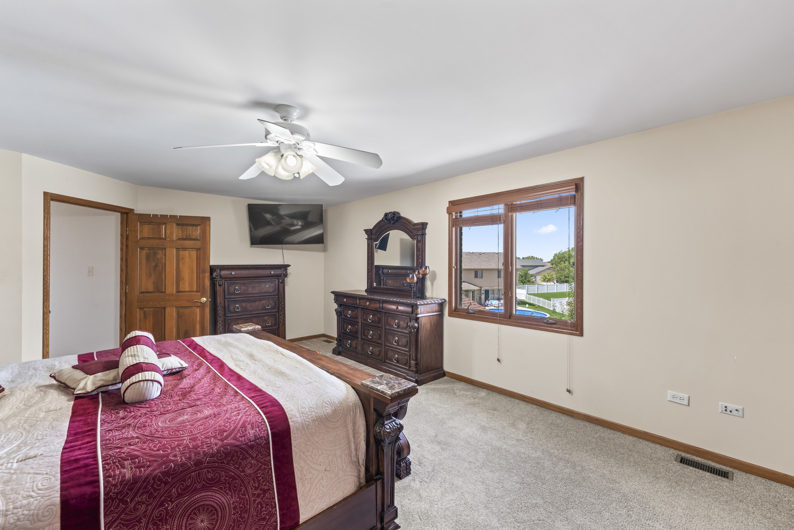 8036 Highfield Court, Tinley Park, IL 60487