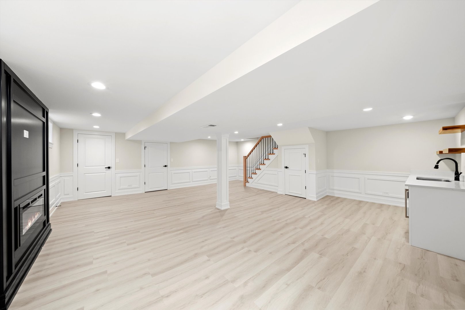 5246 S New England Avenue, Chicago, IL 60638