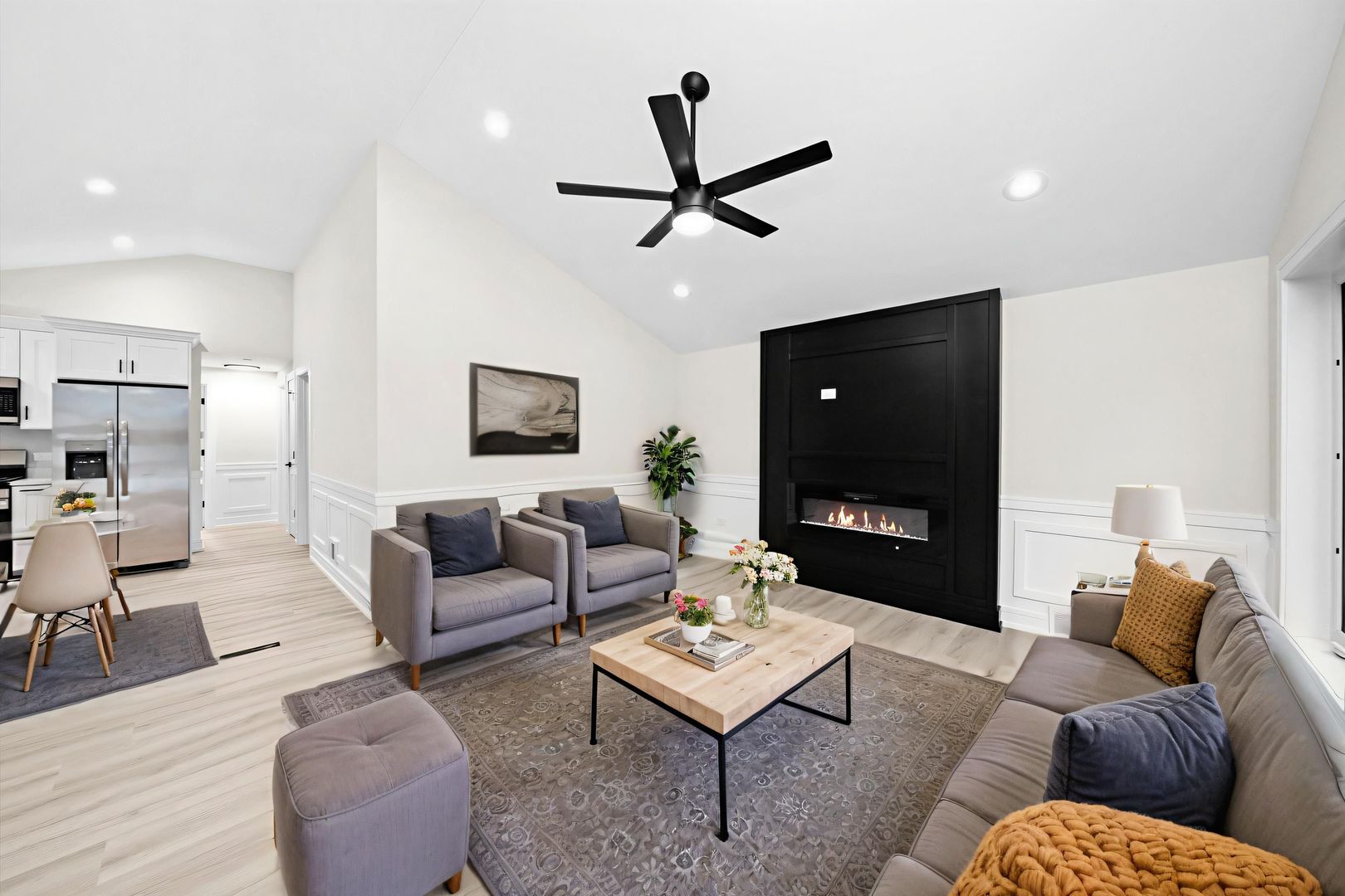5246 S New England Avenue, Chicago, IL 60638