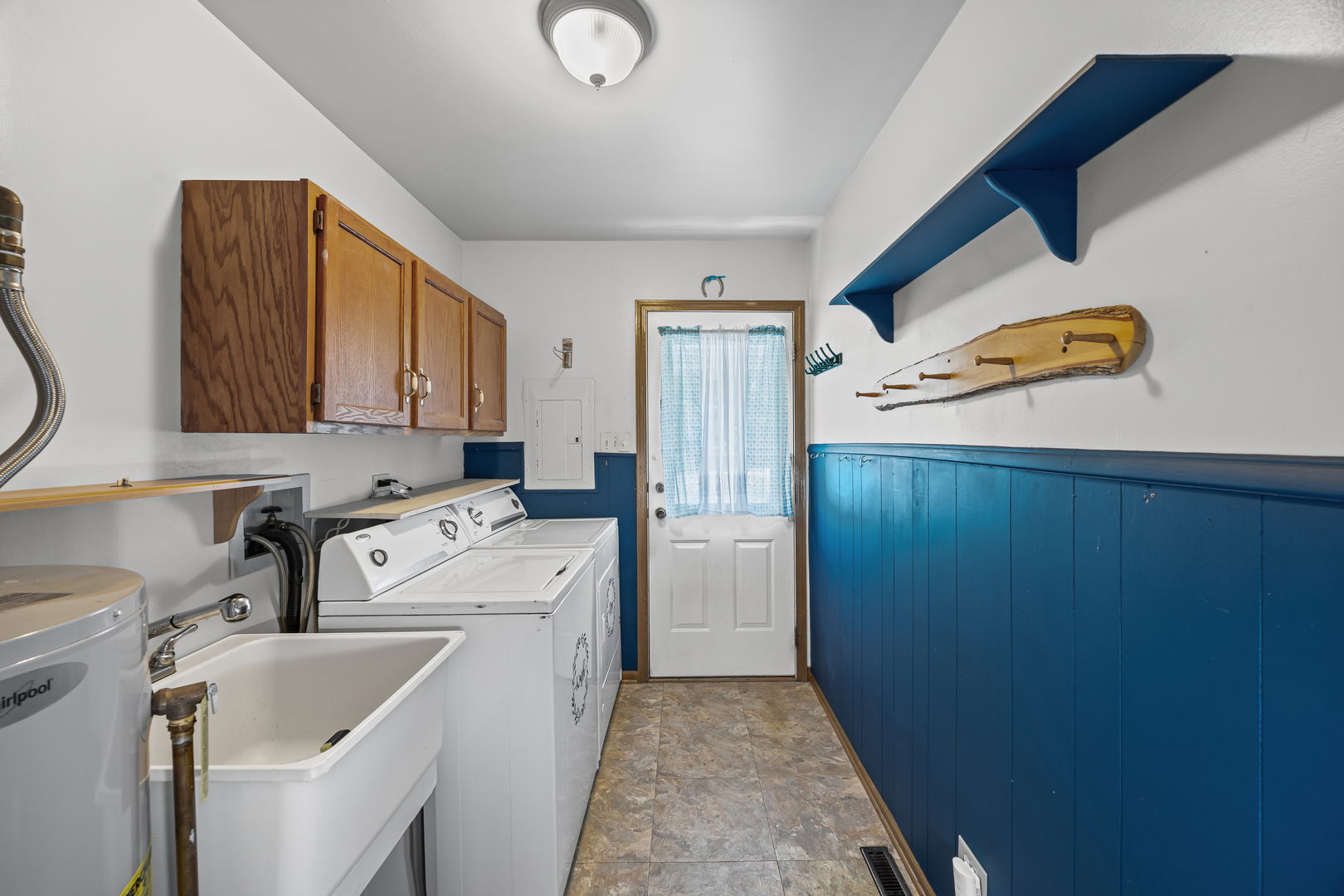 15311 Creekside Drive, Oak Forest, IL 60452