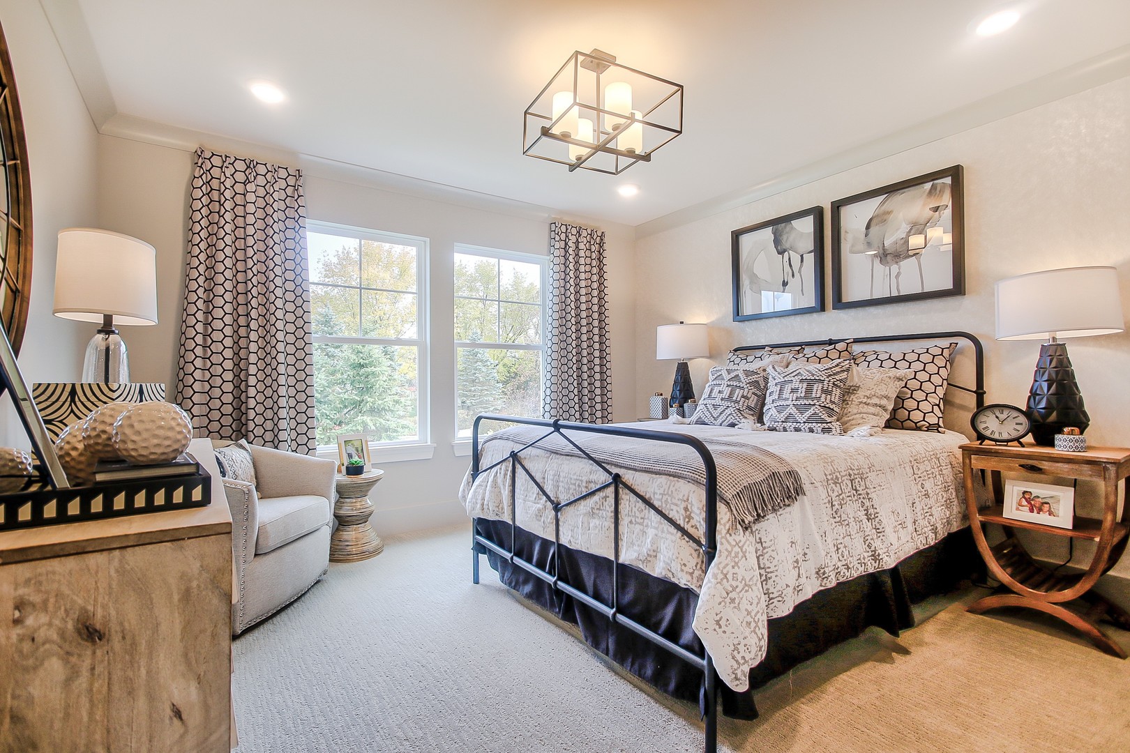 2 Hawthorn Ridge Drive, Hawthorn Woods, IL 60047