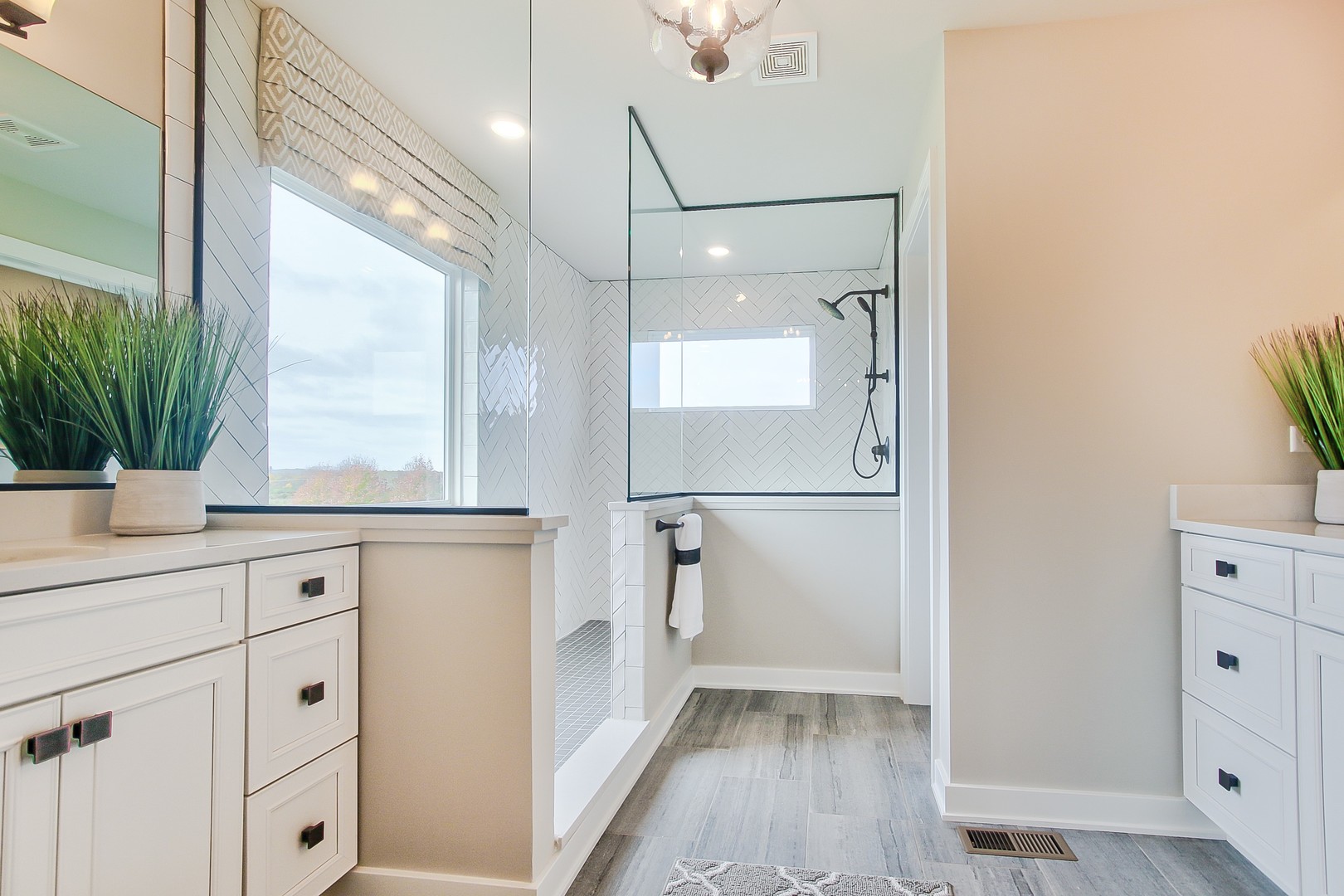 2 Hawthorn Ridge Drive, Hawthorn Woods, IL 60047