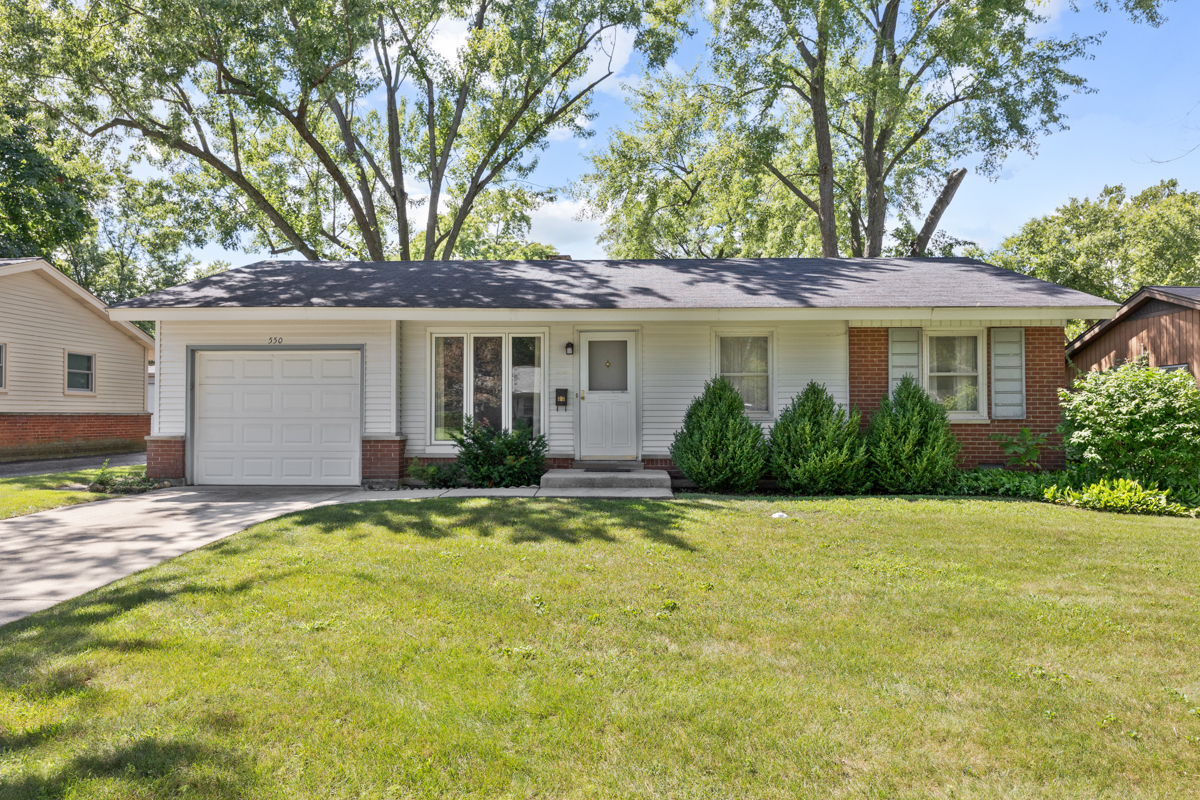 550 Ridge Avenue, Elk Grove Village, IL 60007