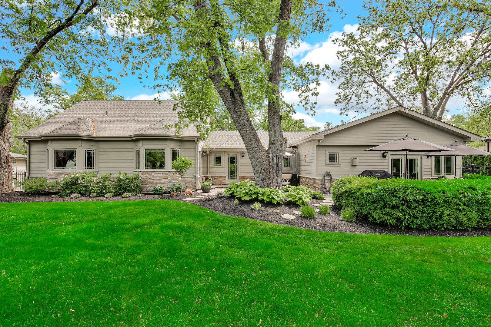 12332 S Richard Avenue, Palos Heights, IL 60463