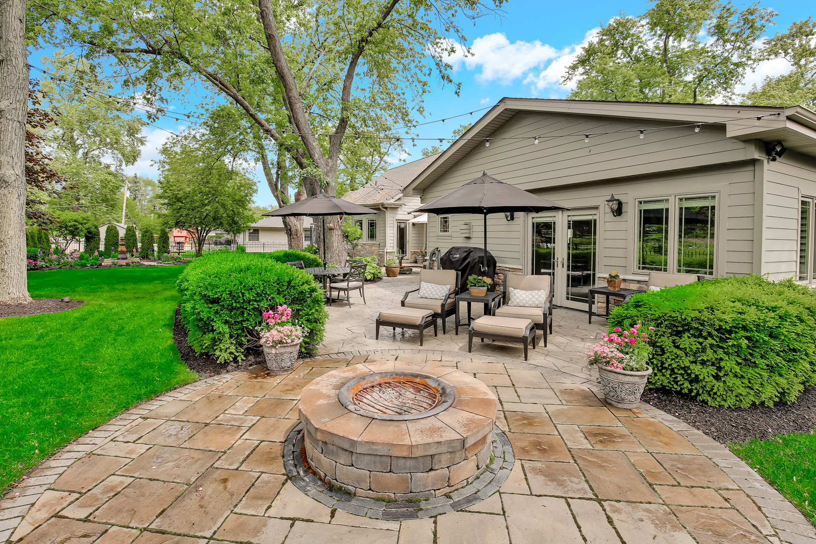 12332 S Richard Avenue, Palos Heights, IL 60463