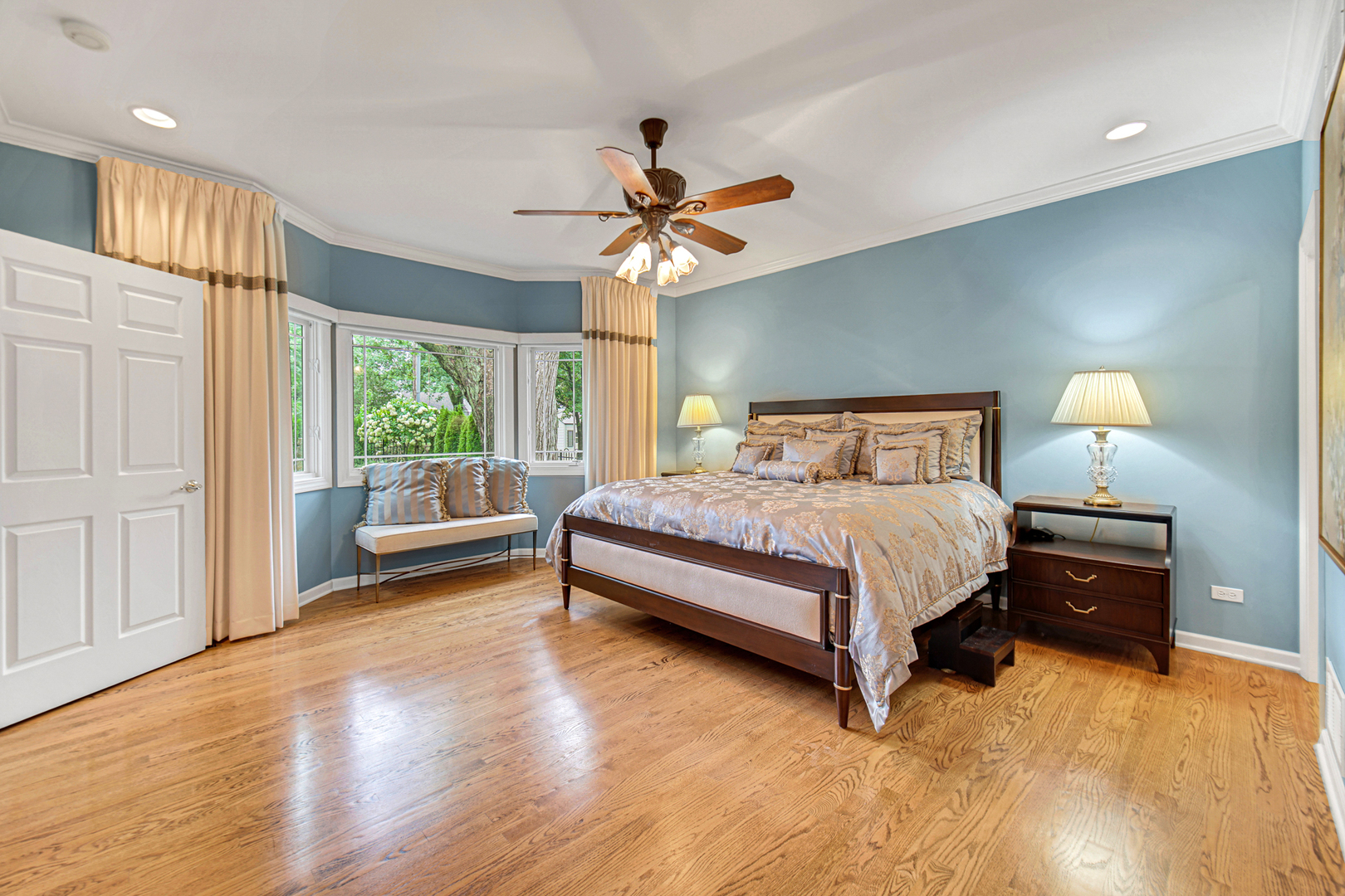 12332 S Richard Avenue, Palos Heights, IL 60463