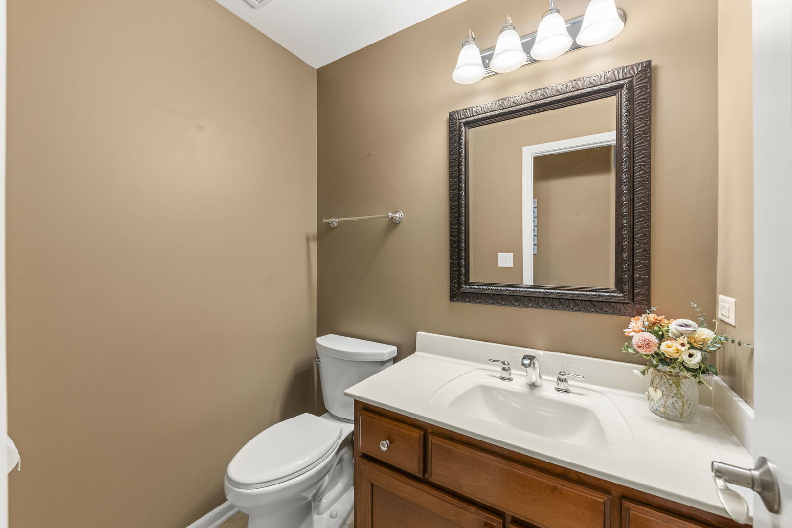 13521 Arborview Circle, Plainfield, IL 60585