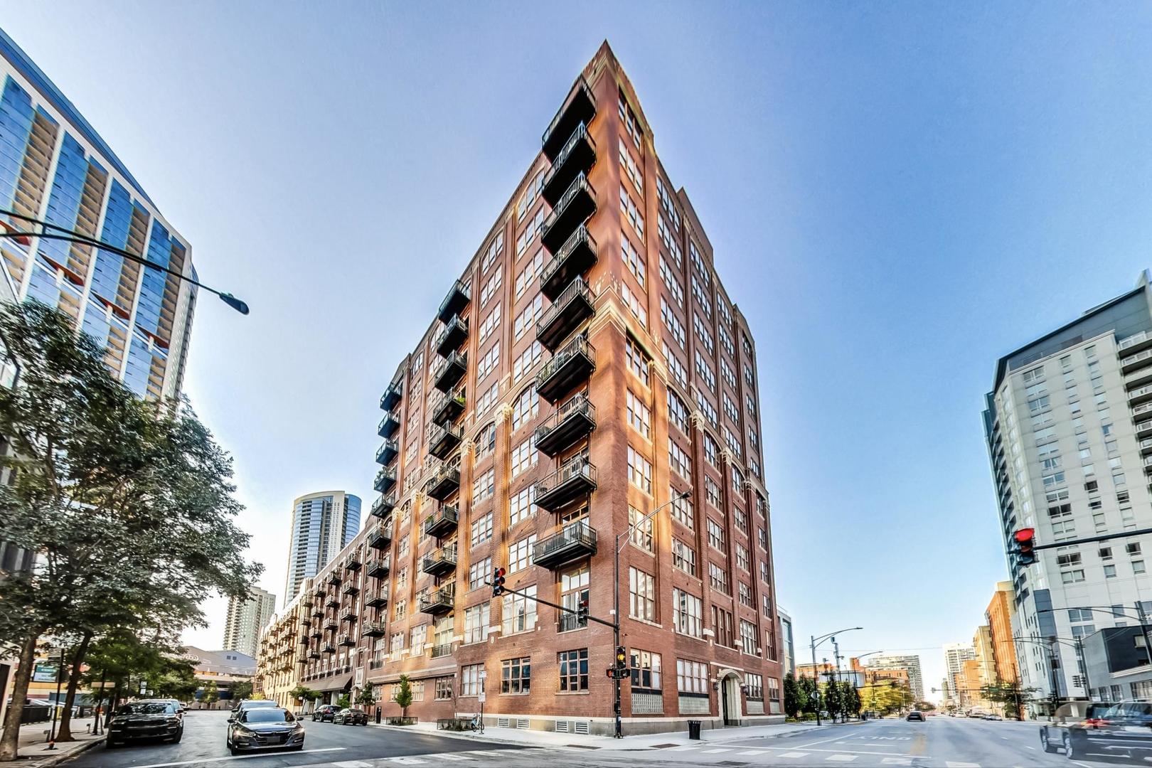 360 W Illinois Street #503, Chicago, IL 60654