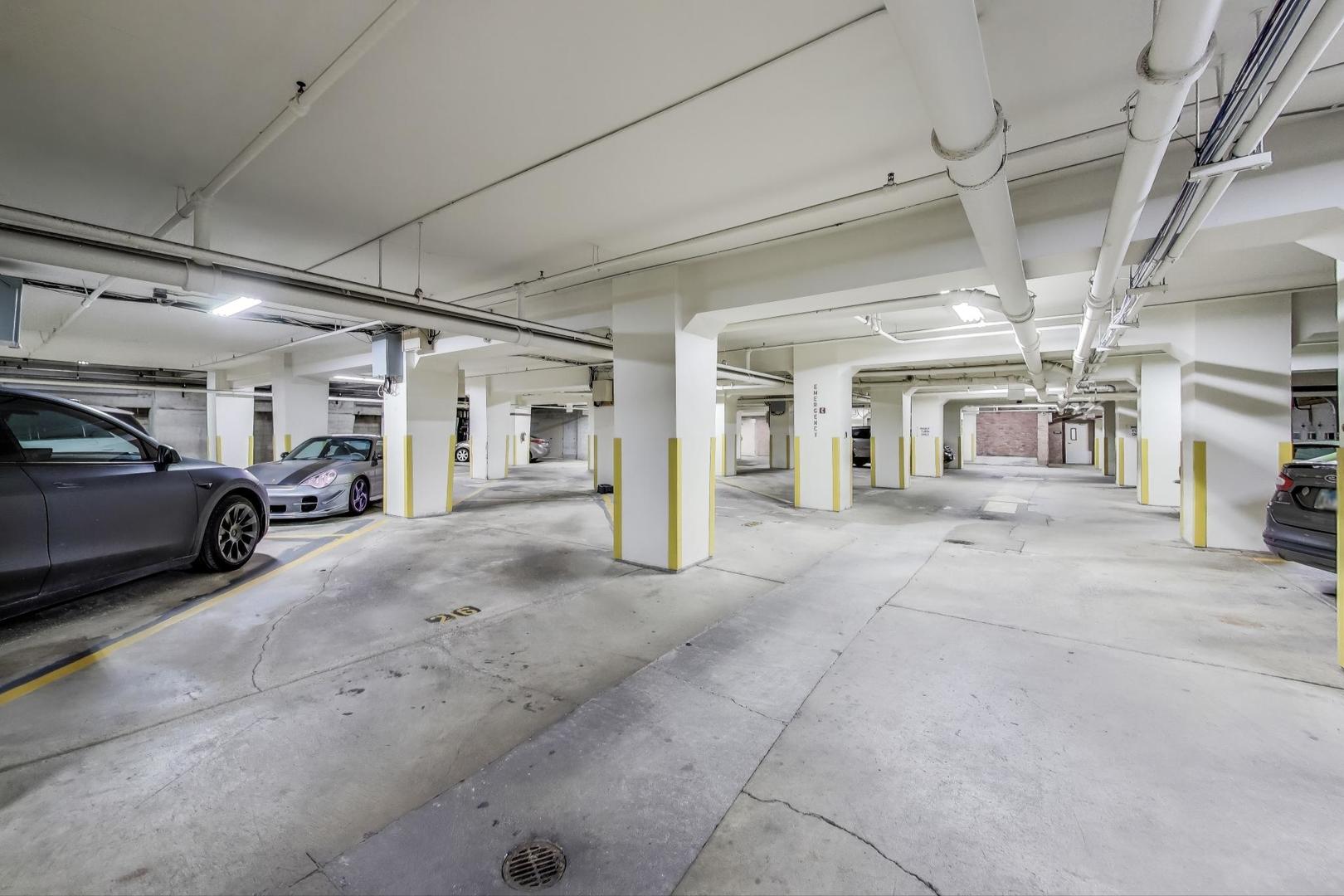360 W Illinois Street #503, Chicago, IL 60654
