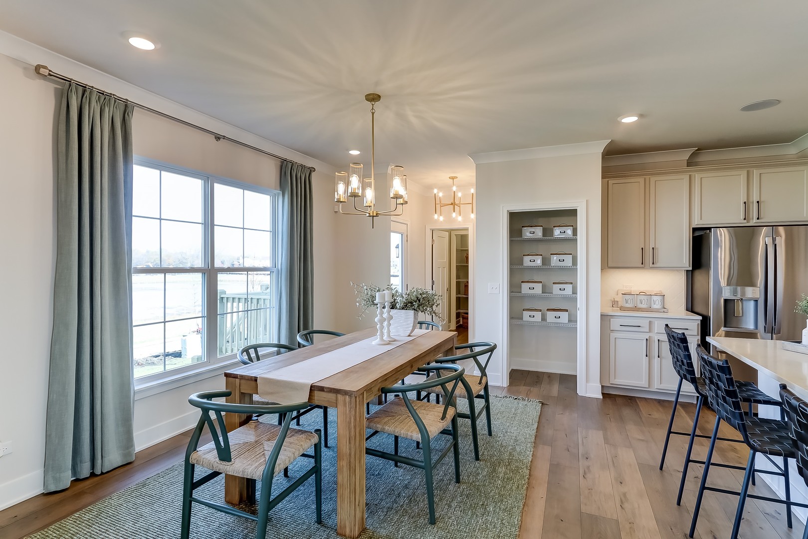 4 Hawthorn Ridge Drive, Hawthorn Woods, IL 60047