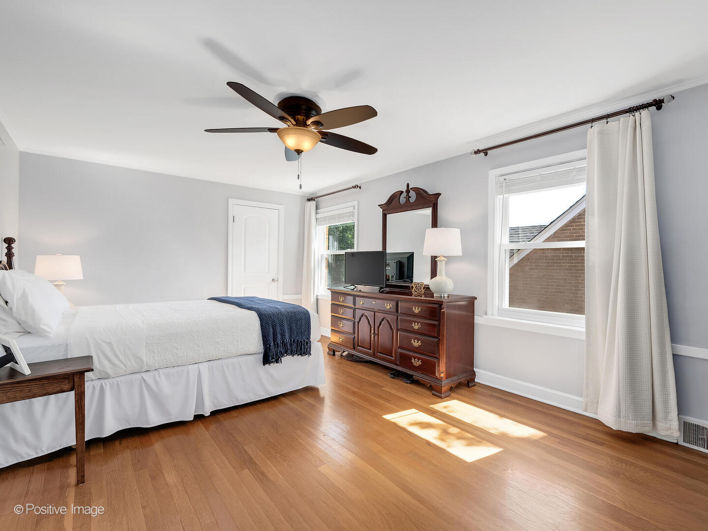 737 N Spring Avenue, La Grange Park, IL 60526