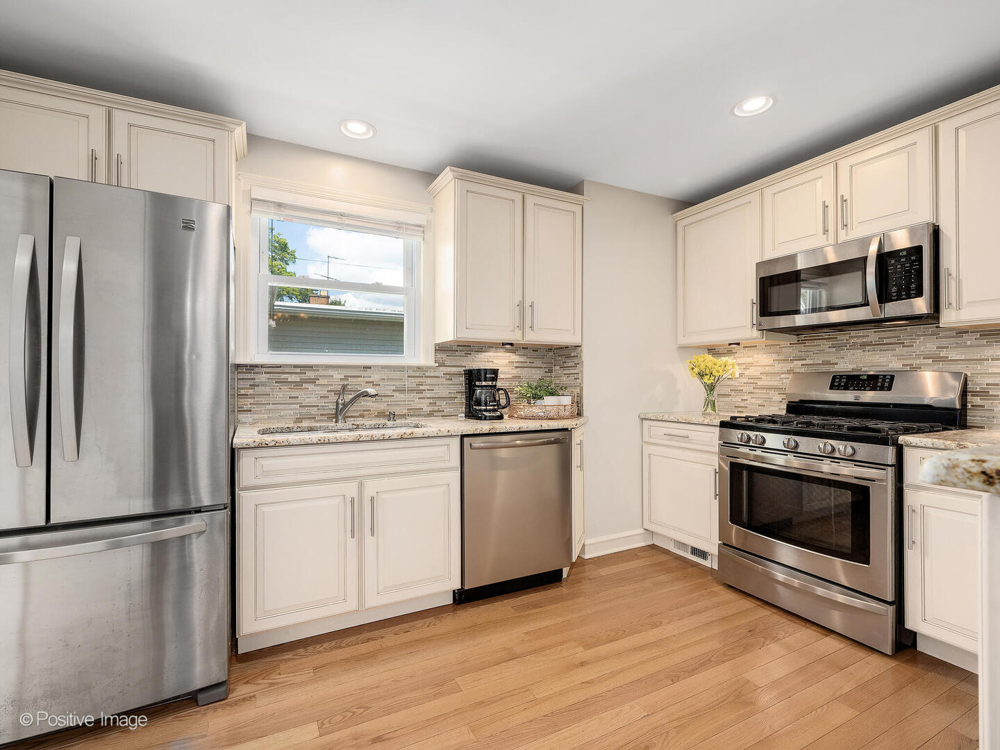 737 N Spring Avenue, La Grange Park, IL 60526
