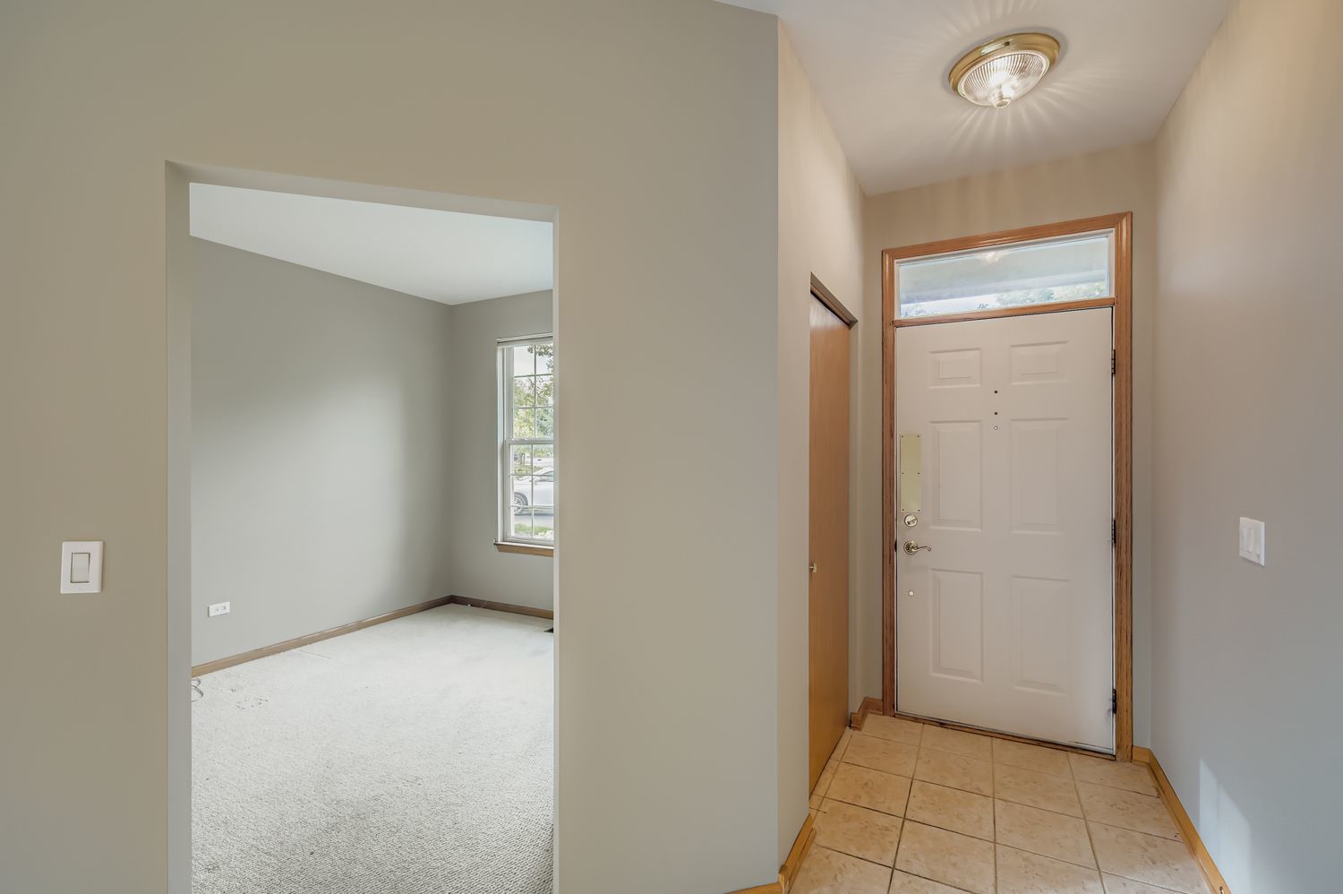 21208 Montclare Lake Drive, Crest Hill, IL 60403