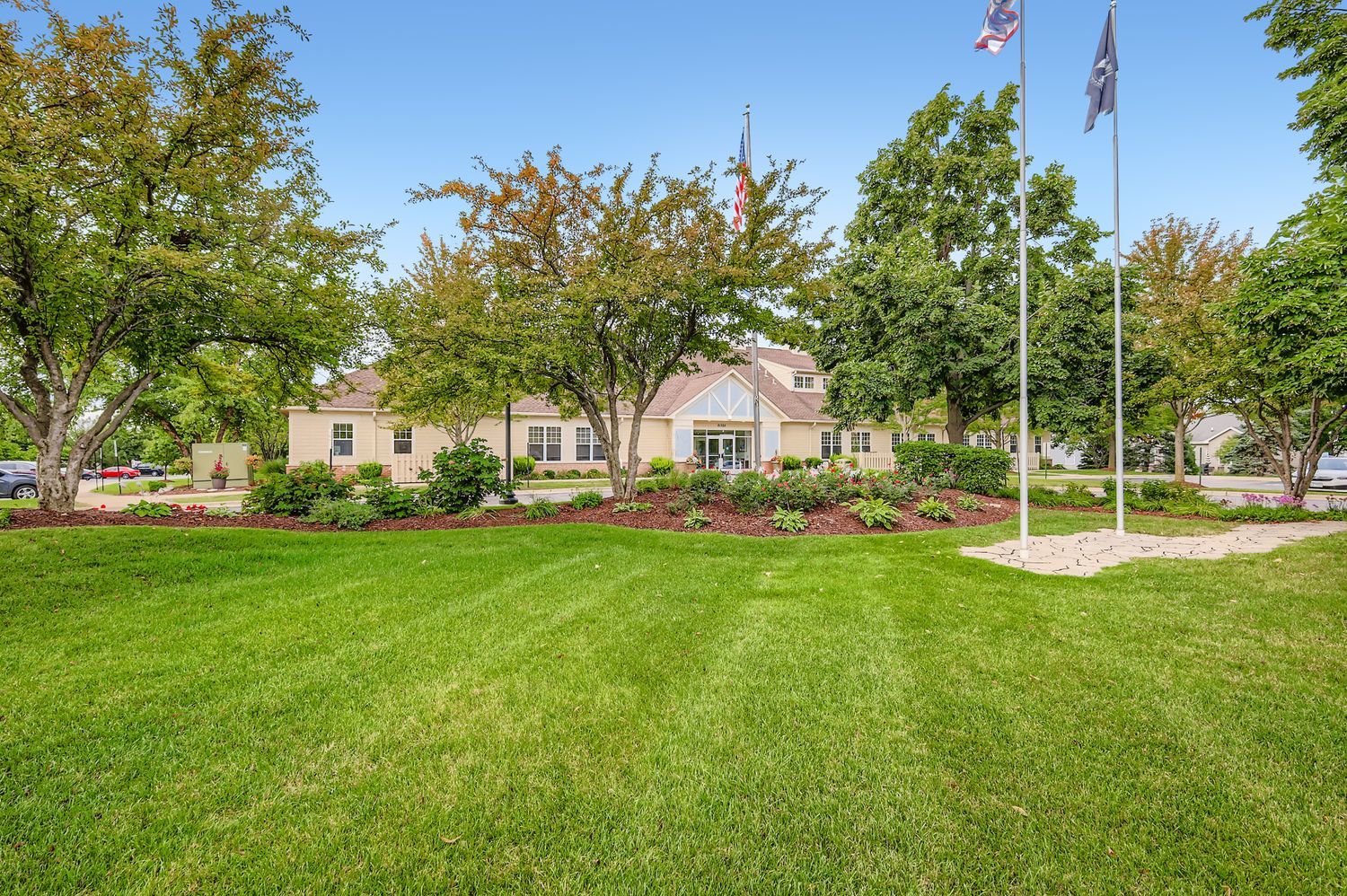 21208 Montclare Lake Drive, Crest Hill, IL 60403