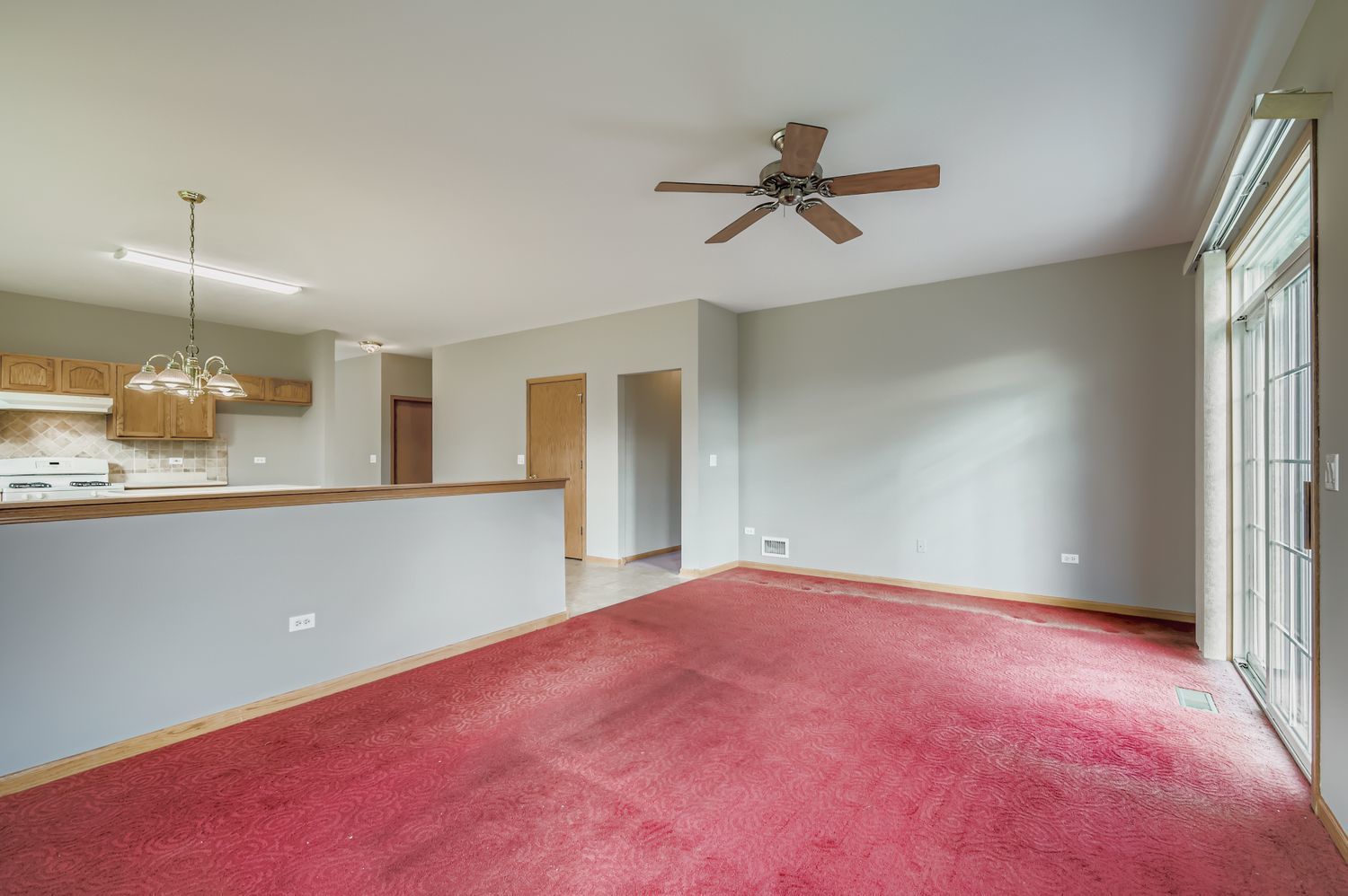 21208 Montclare Lake Drive, Crest Hill, IL 60403