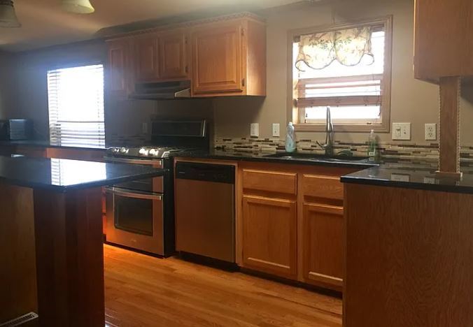 387 MARIGOLD Circle, Matteson, IL 60443