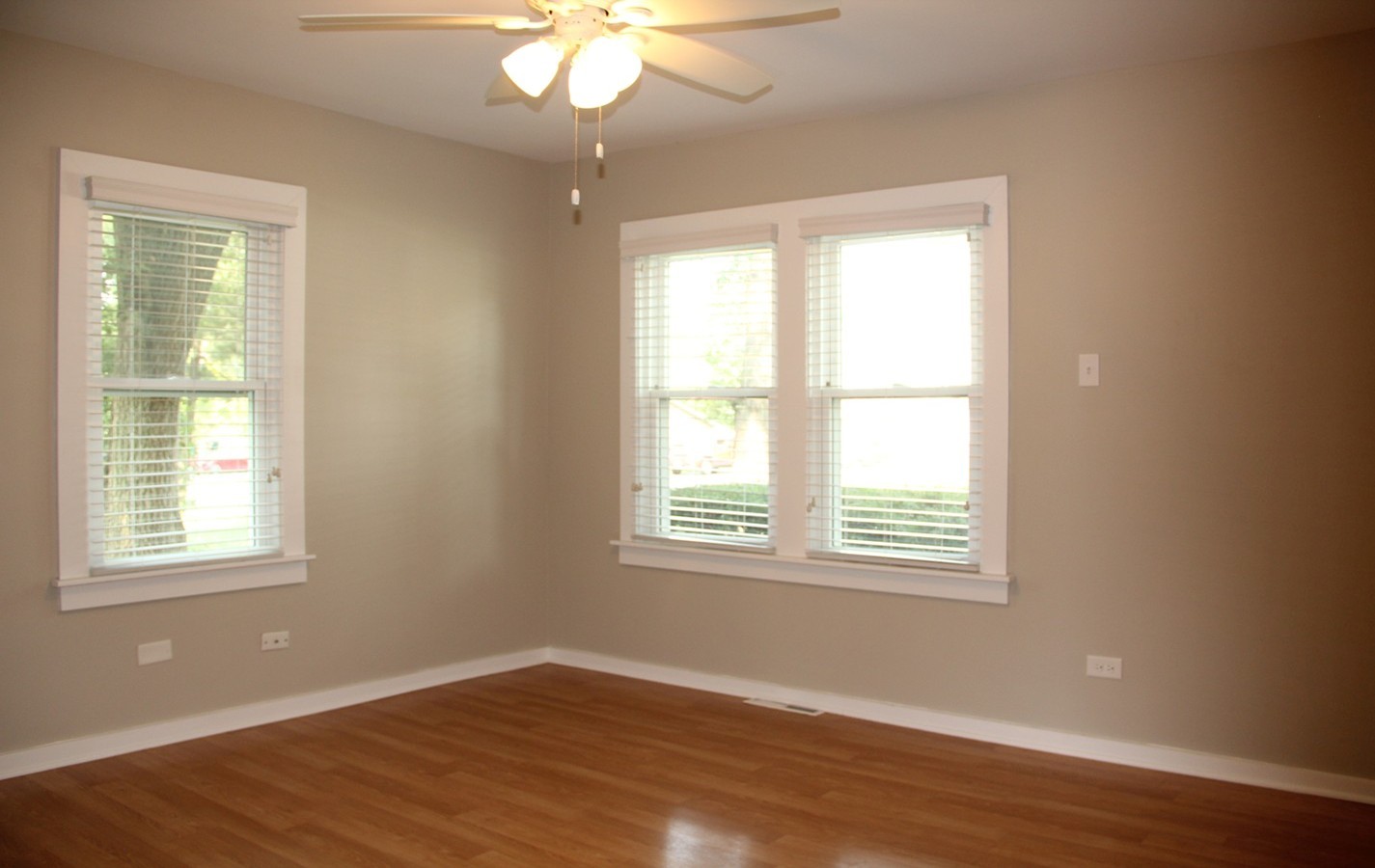 121 68th Street, Darien, IL 60561