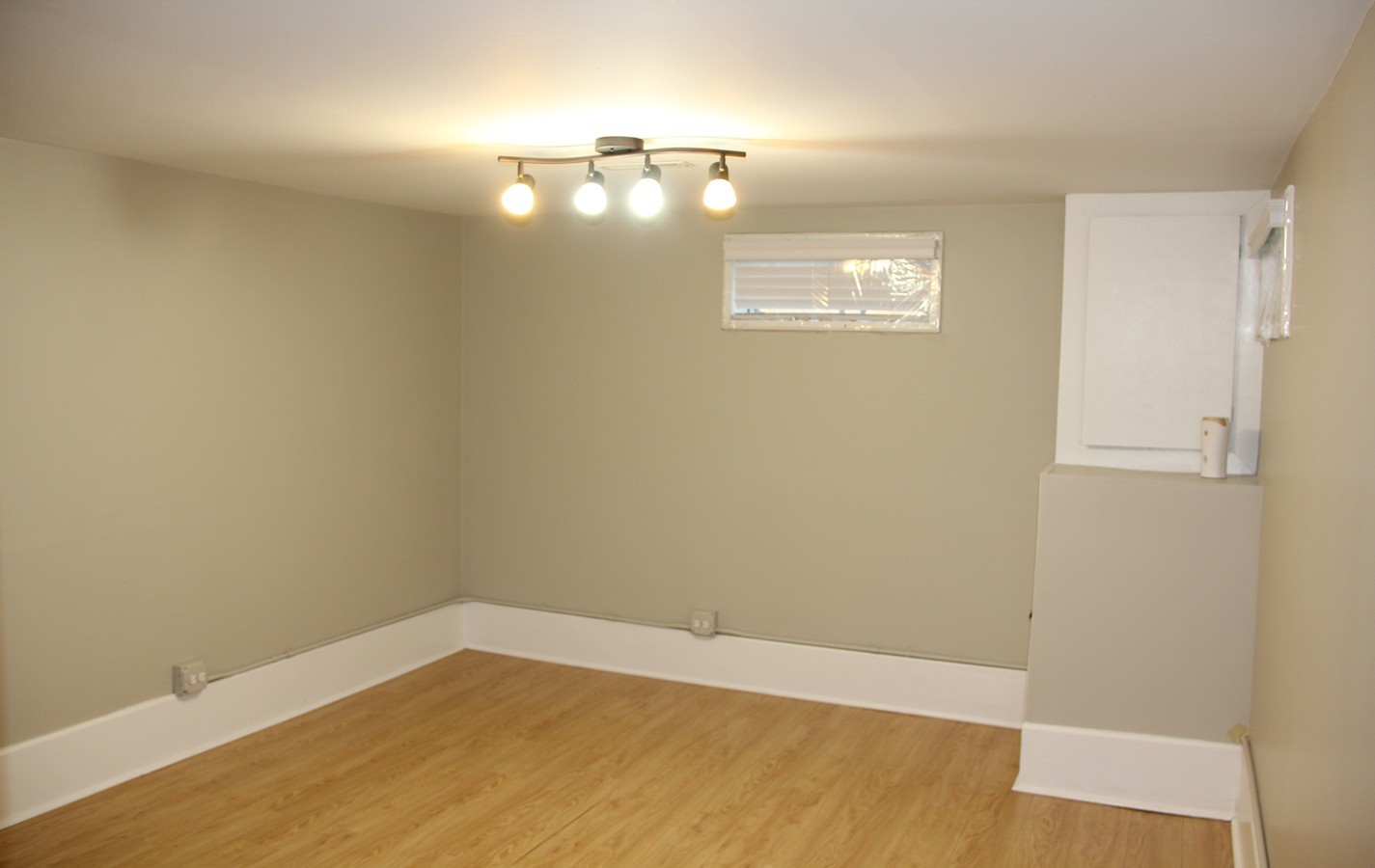 121 68th Street, Darien, IL 60561