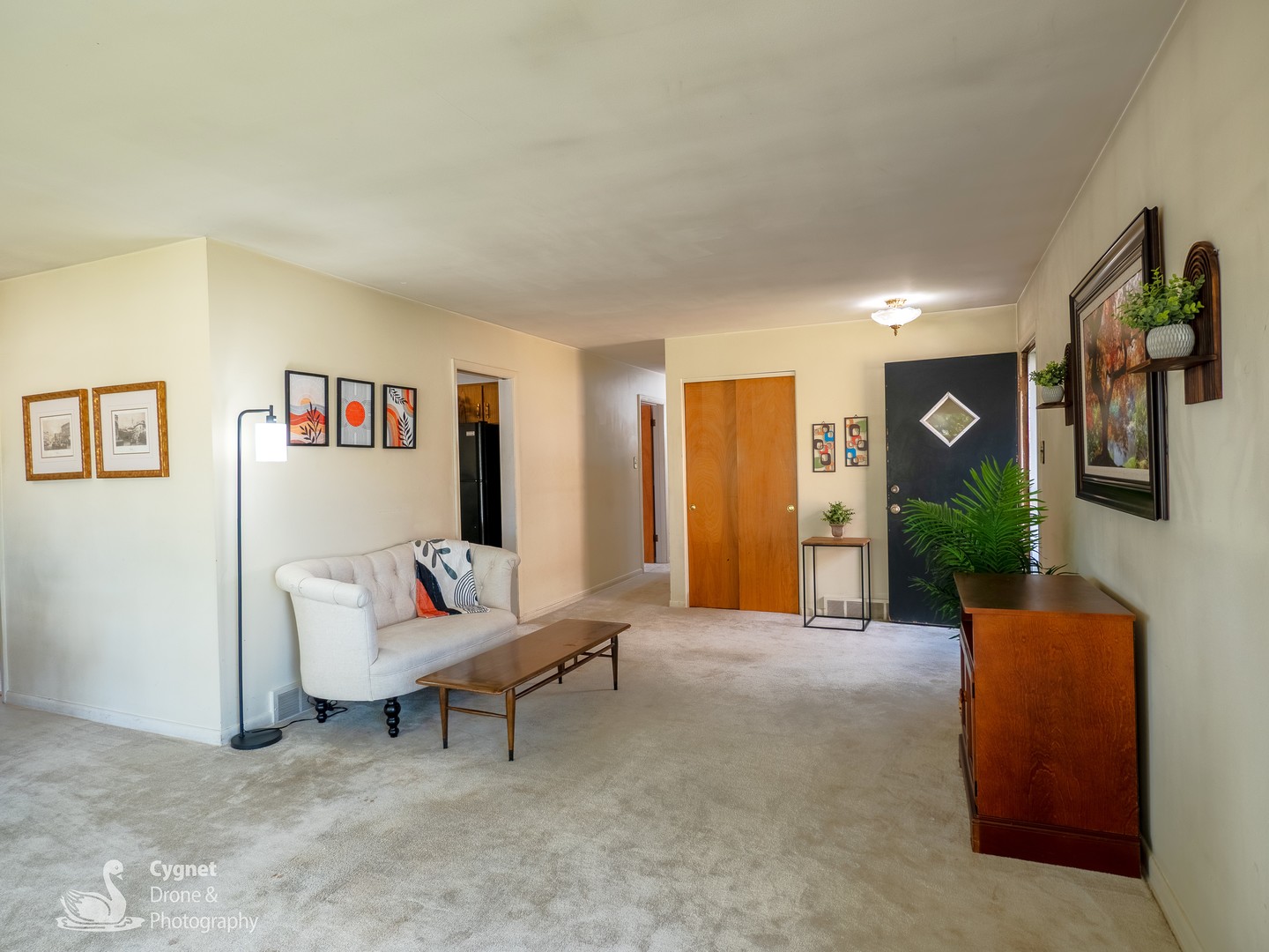 8748 N Olcott Avenue, Niles, IL 60714