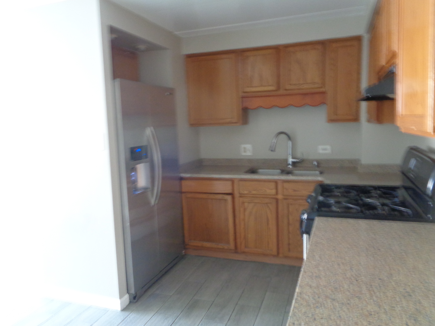 10805 S LLOYD Drive #8, Worth, IL 60482