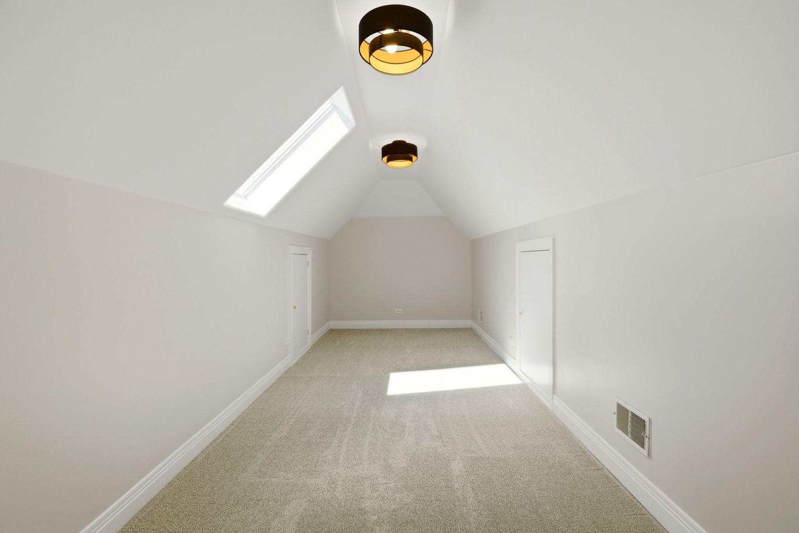 1415 S Addison Avenue, Lombard, IL 60148