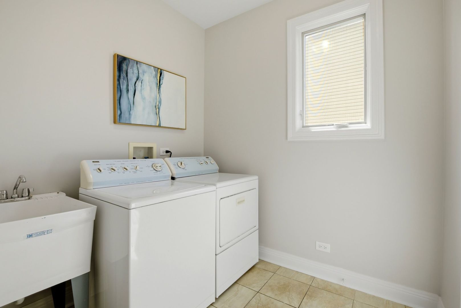 1415 S Addison Avenue, Lombard, IL 60148