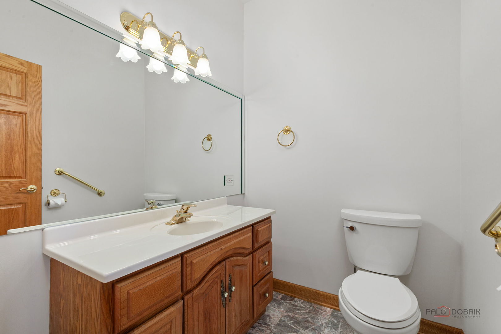 28232 N Gilmer Road, Mundelein, IL 60060