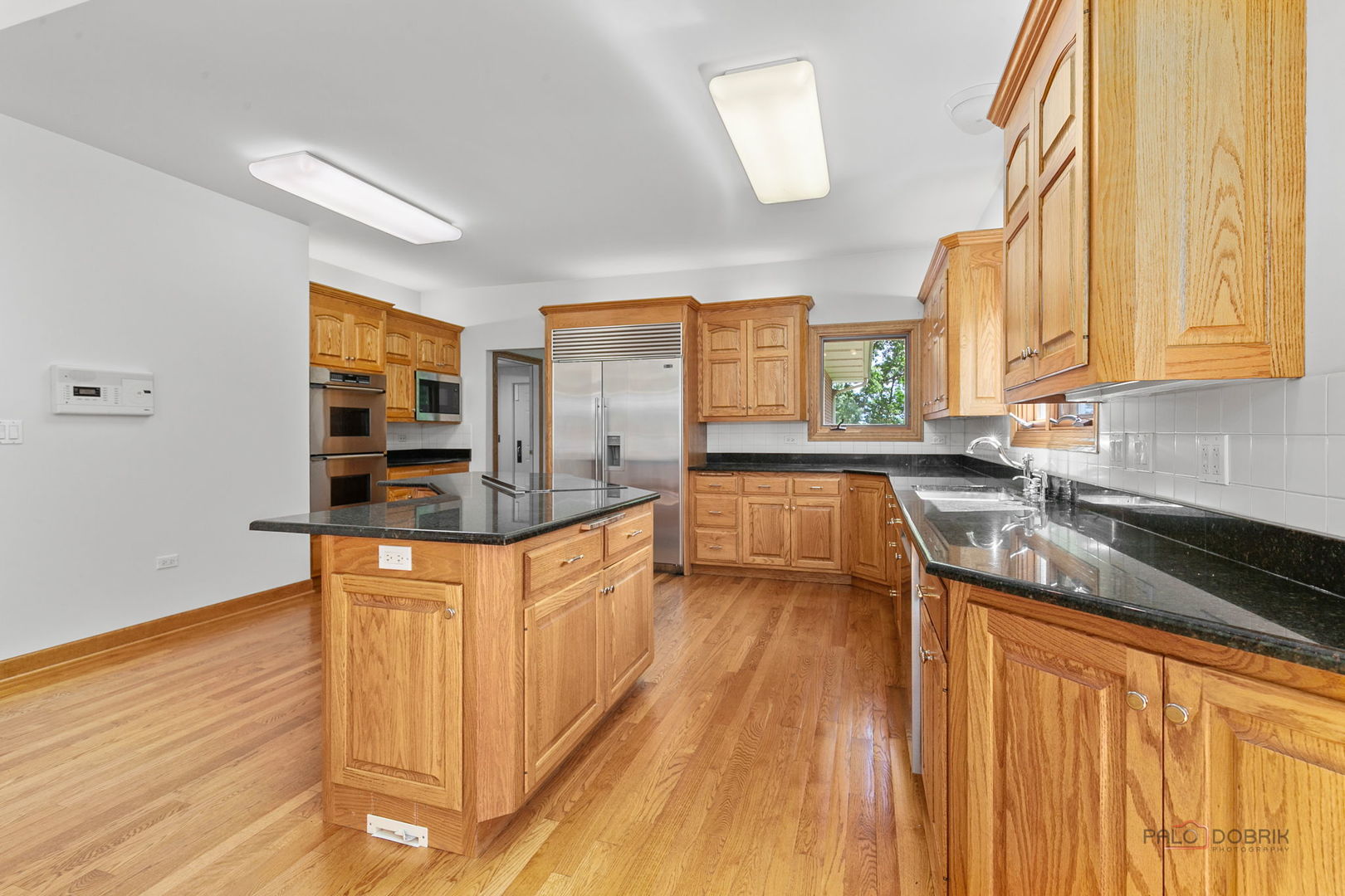 28232 N Gilmer Road, Mundelein, IL 60060