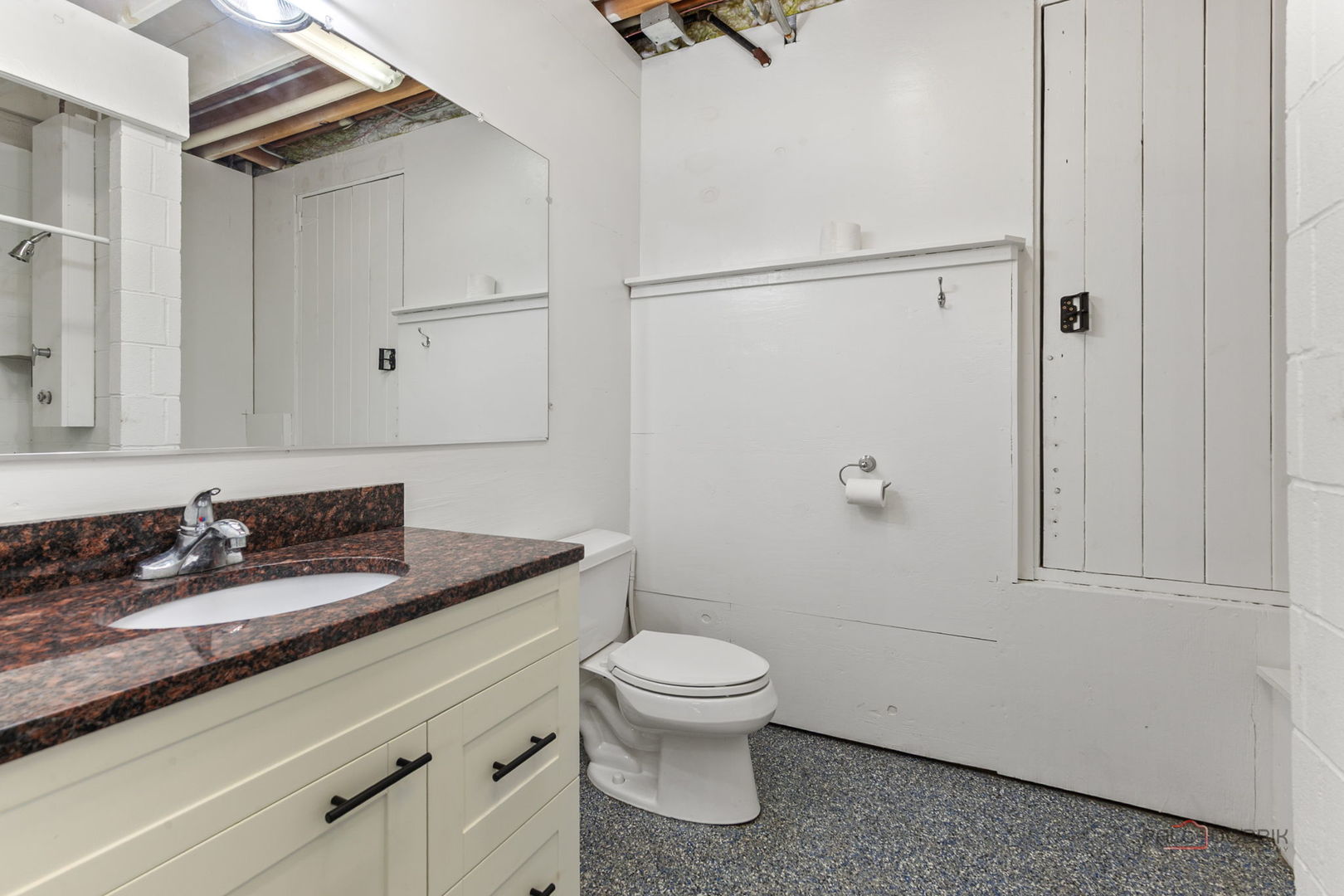 28232 N Gilmer Road, Mundelein, IL 60060