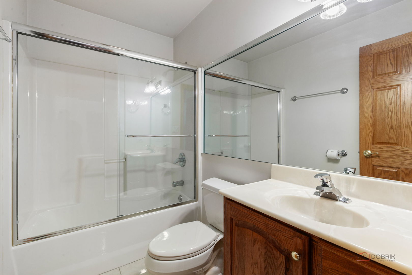 28232 N Gilmer Road, Mundelein, IL 60060