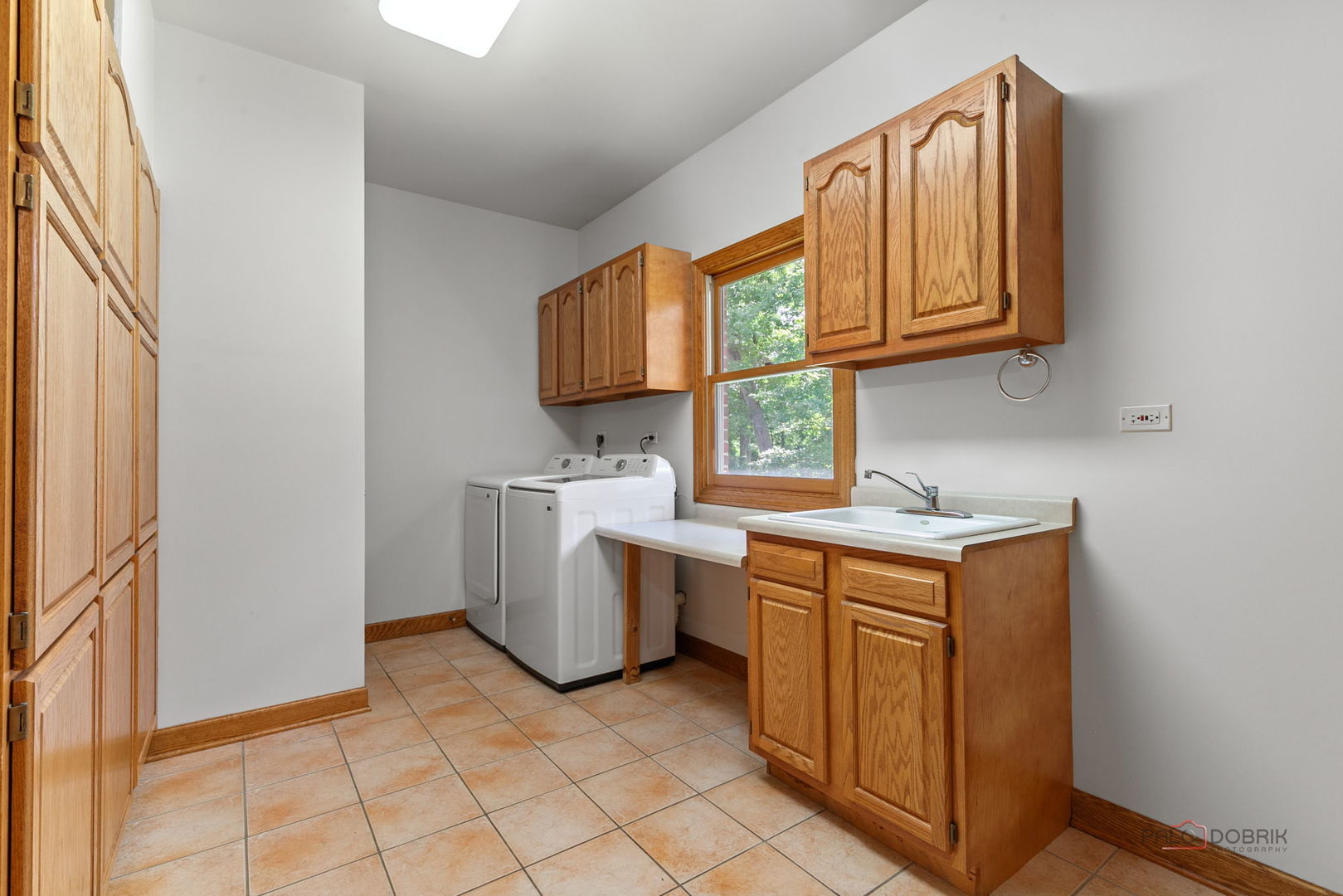 28232 N Gilmer Road, Mundelein, IL 60060