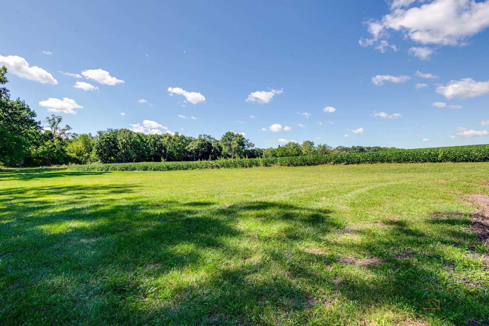 28232 N Gilmer Road, Mundelein, IL 60060