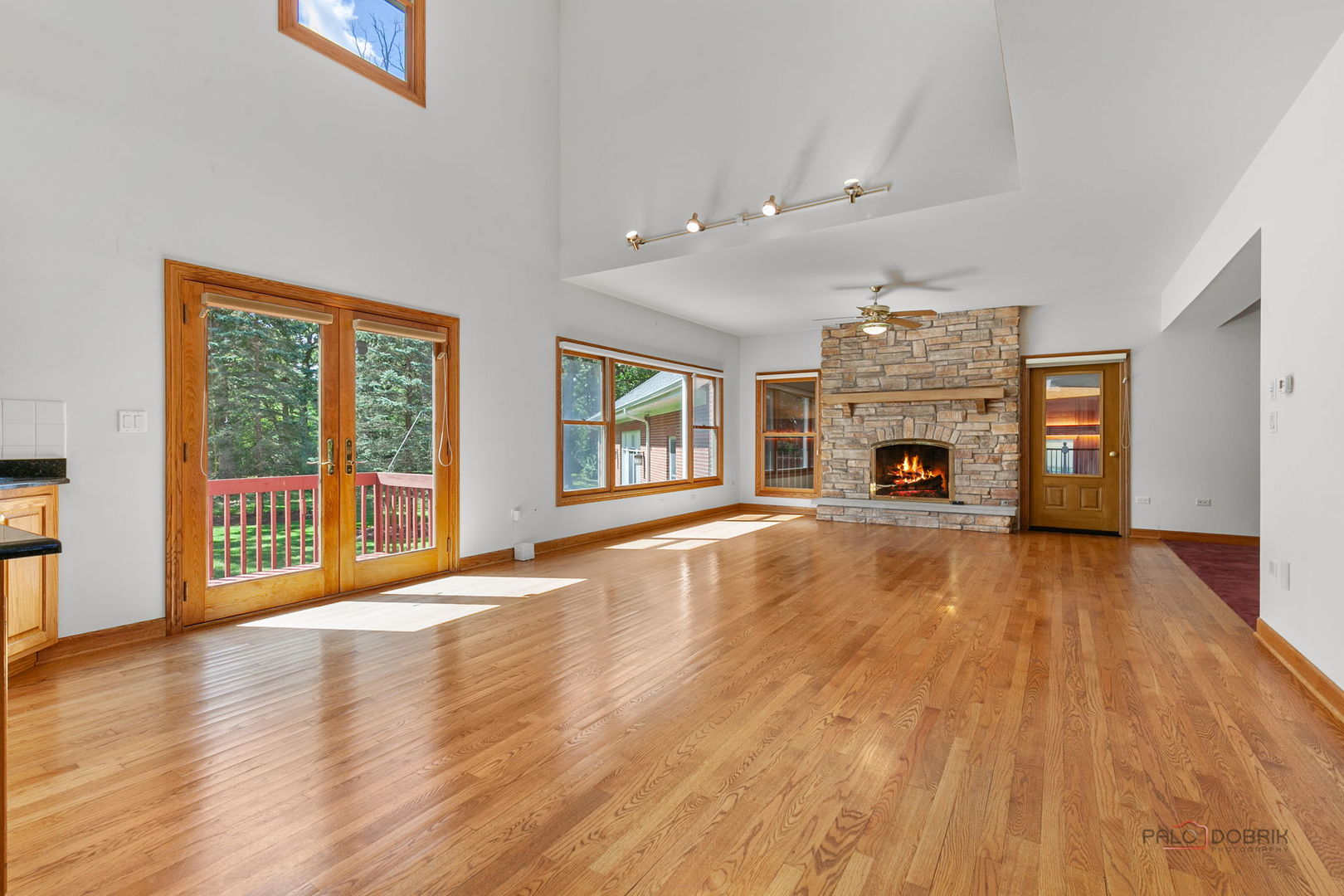 28232 N Gilmer Road, Mundelein, IL 60060